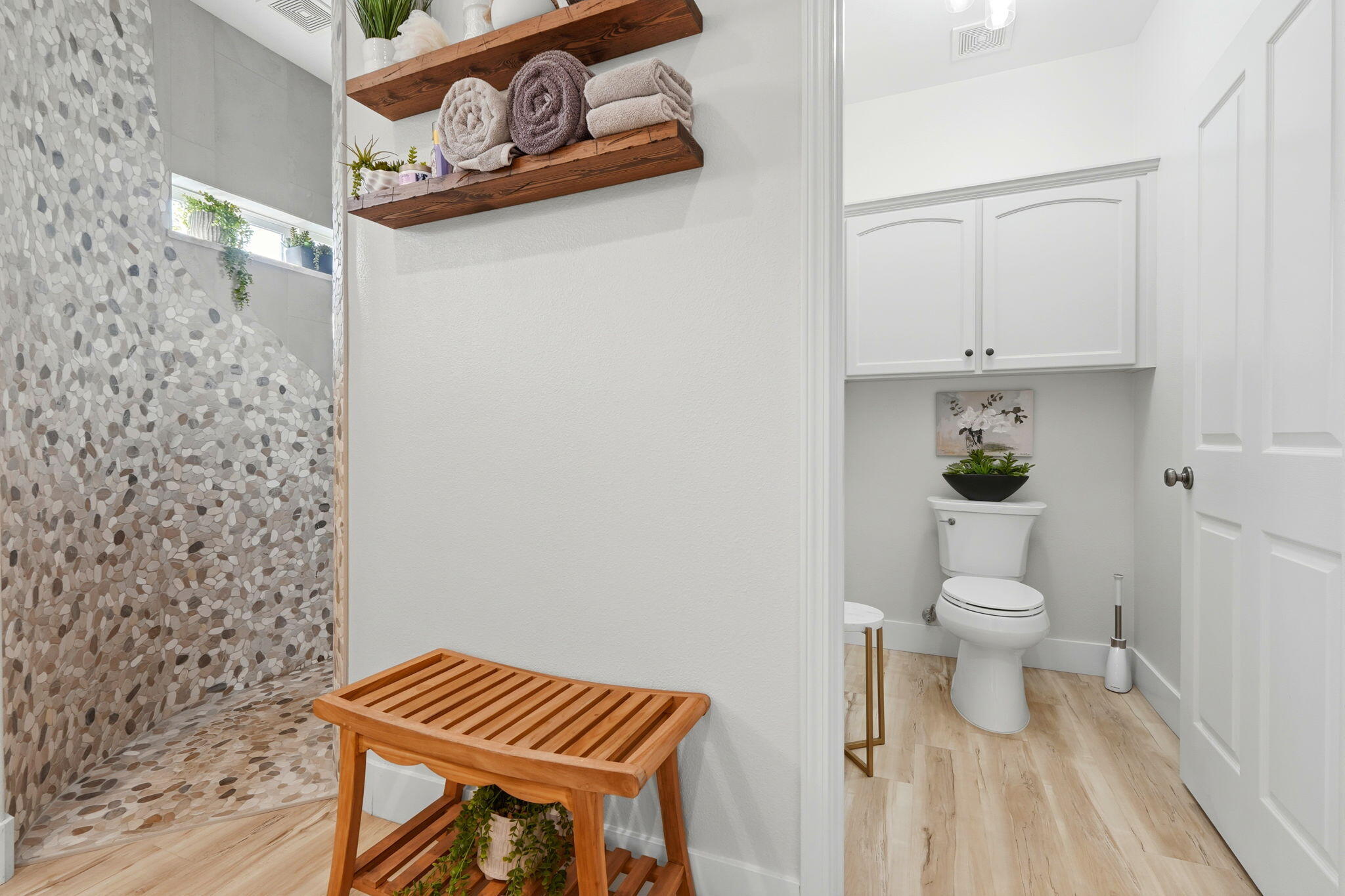 16280 Wardlaw Dr, Springville, CA 93265