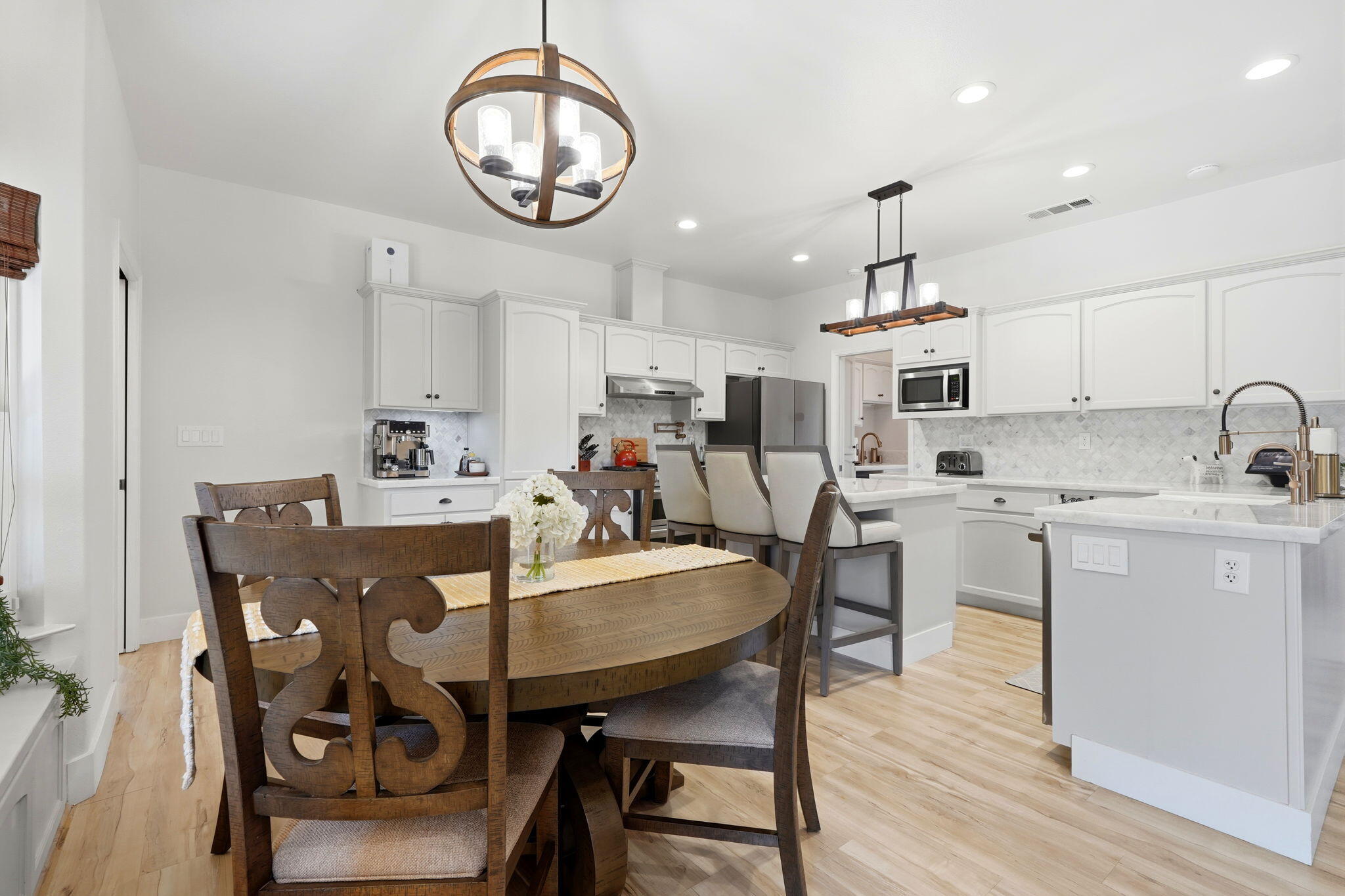 16280 Wardlaw Dr, Springville, CA 93265