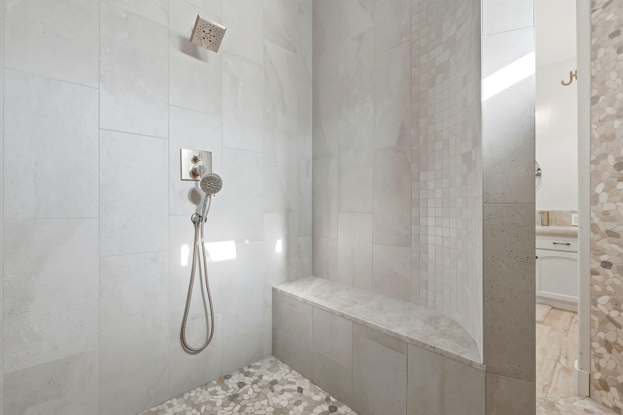 16280 Wardlaw Dr, Springville, CA 93265