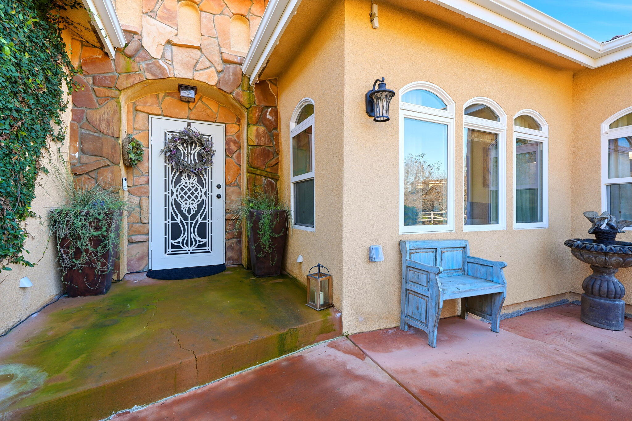 16280 Wardlaw Dr, Springville, CA 93265