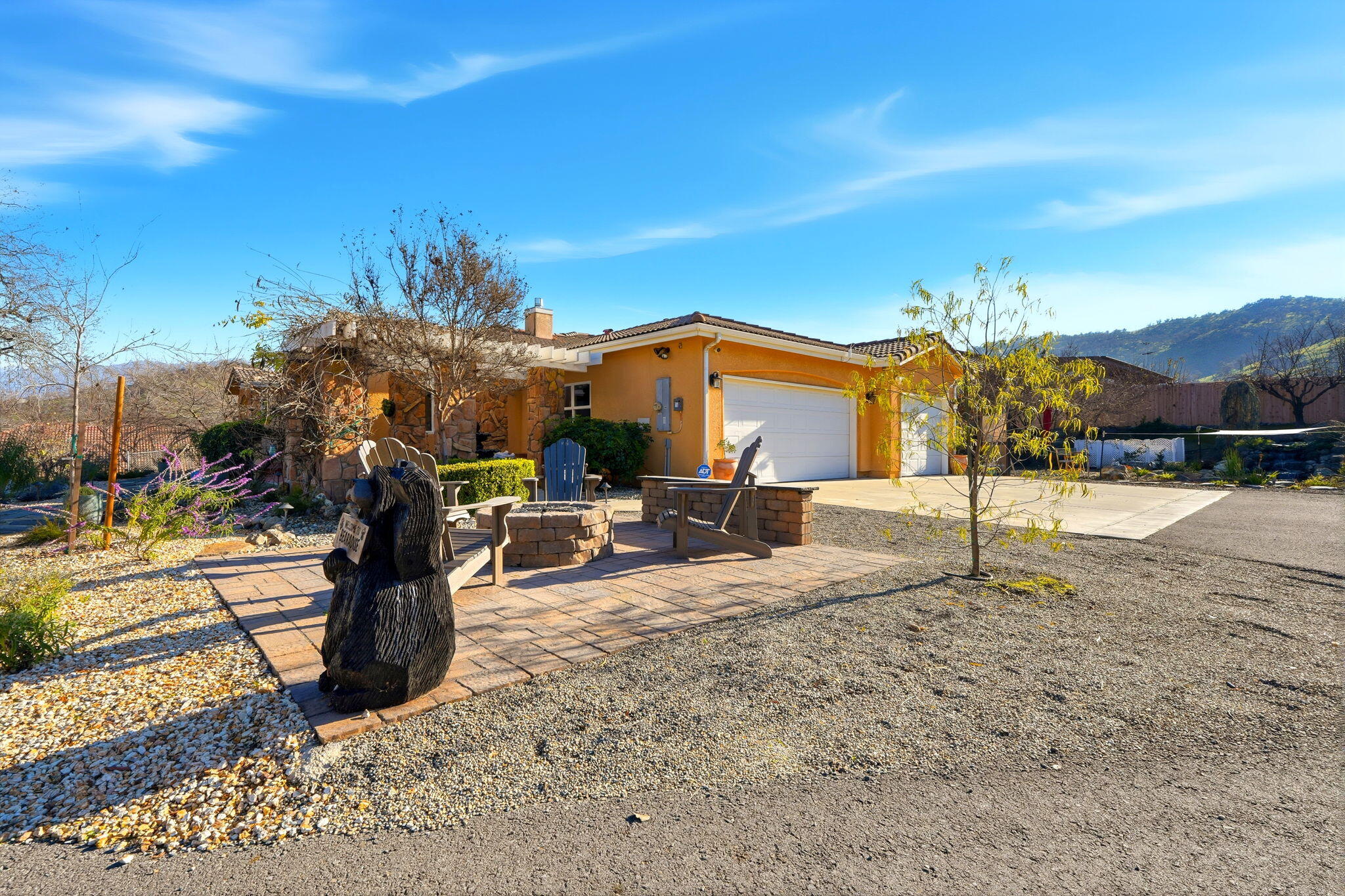 16280 Wardlaw Dr, Springville, CA 93265