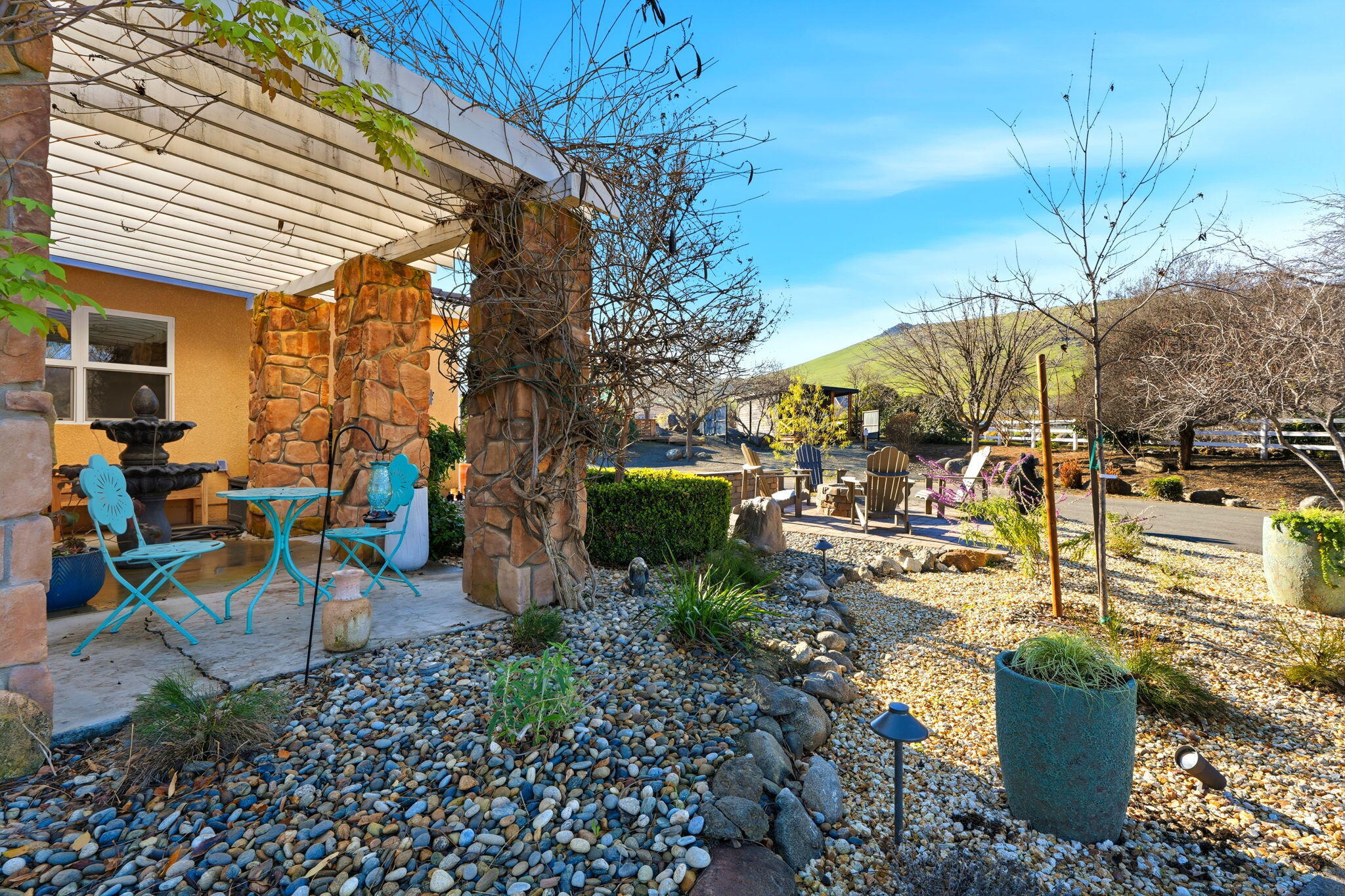 16280 Wardlaw Dr, Springville, CA 93265