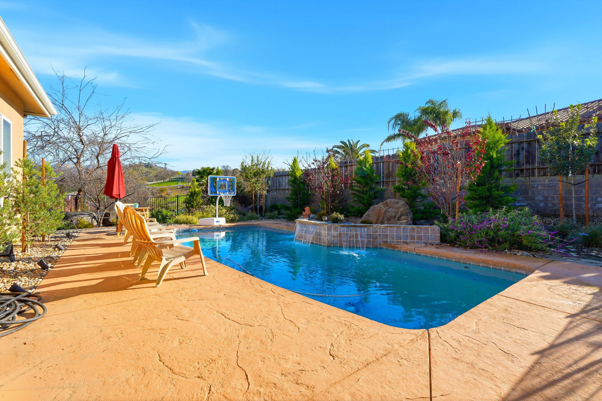 16280 Wardlaw Dr, Springville, CA 93265