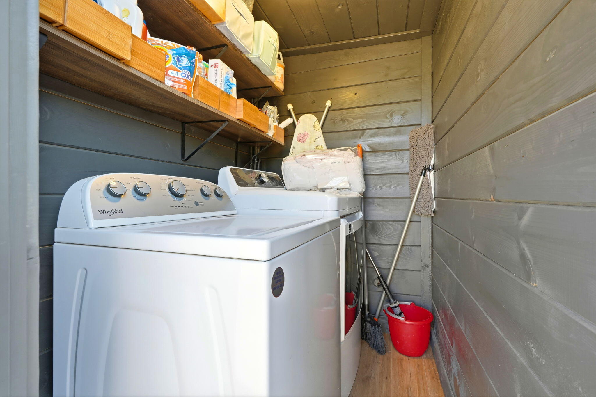 16280 Wardlaw Dr, Springville, CA 93265