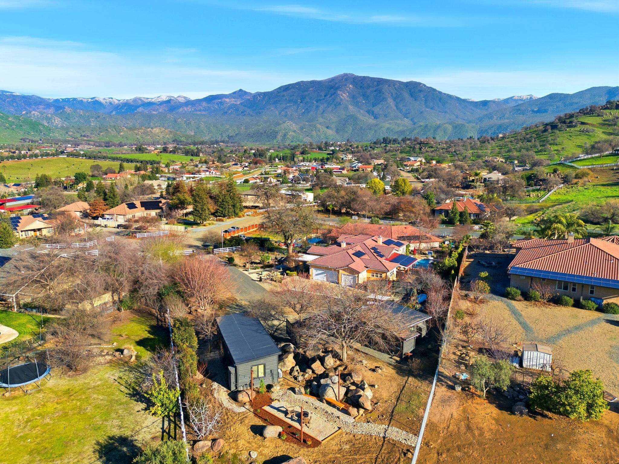 16280 Wardlaw Dr, Springville, CA 93265