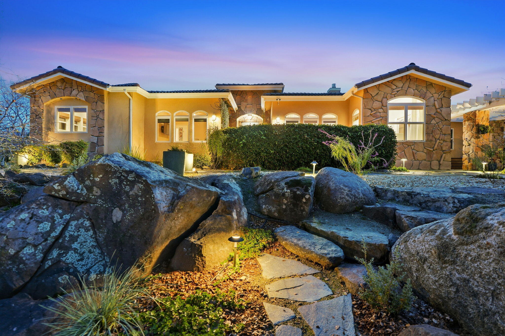 16280 Wardlaw Dr, Springville, CA 93265