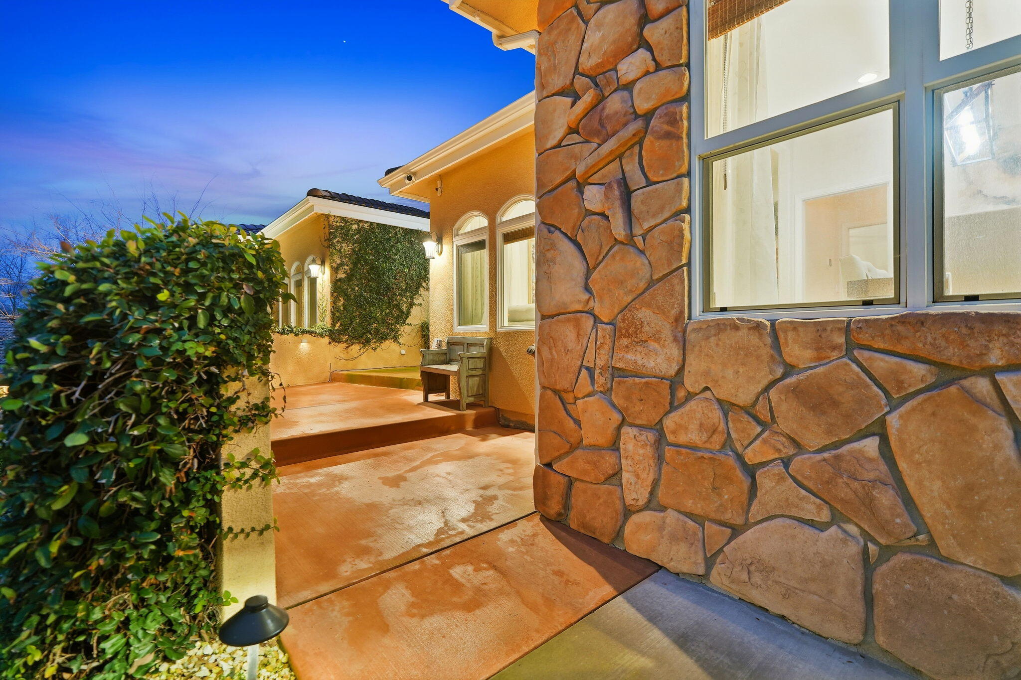 16280 Wardlaw Dr, Springville, CA 93265