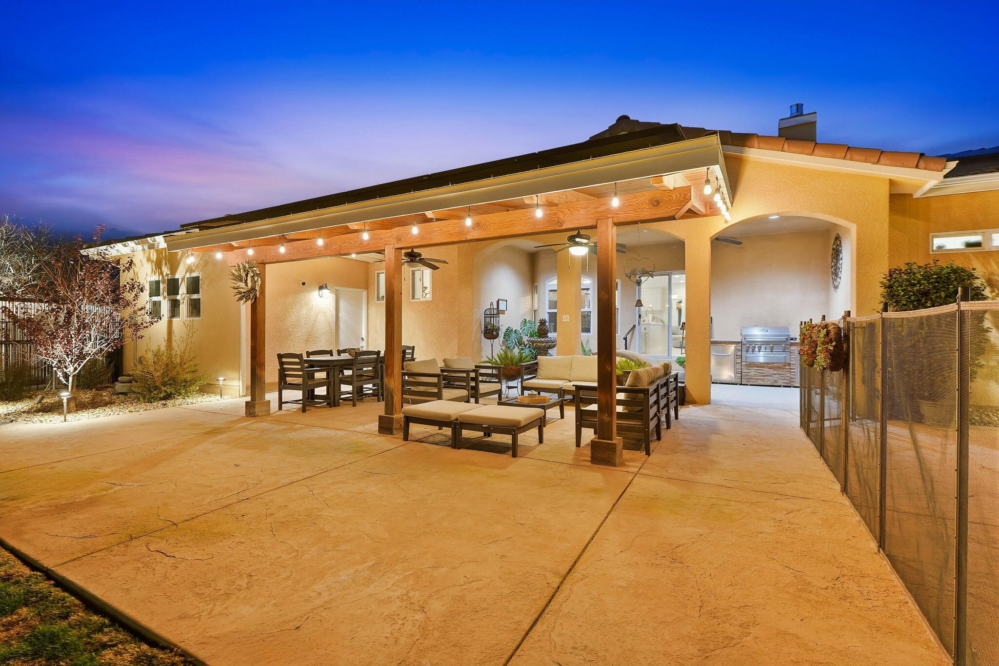 16280 Wardlaw Dr, Springville, CA 93265