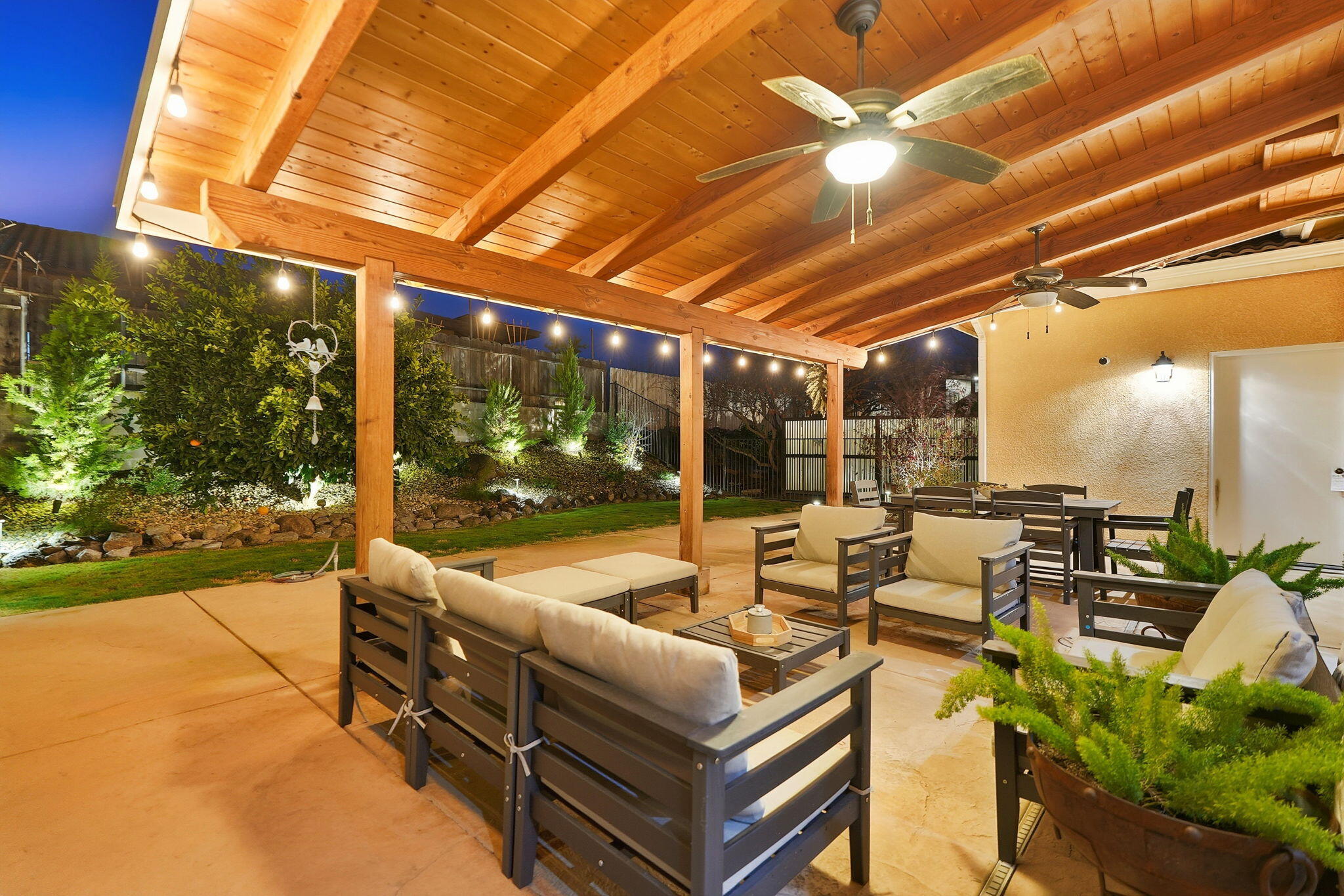 16280 Wardlaw Dr, Springville, CA 93265