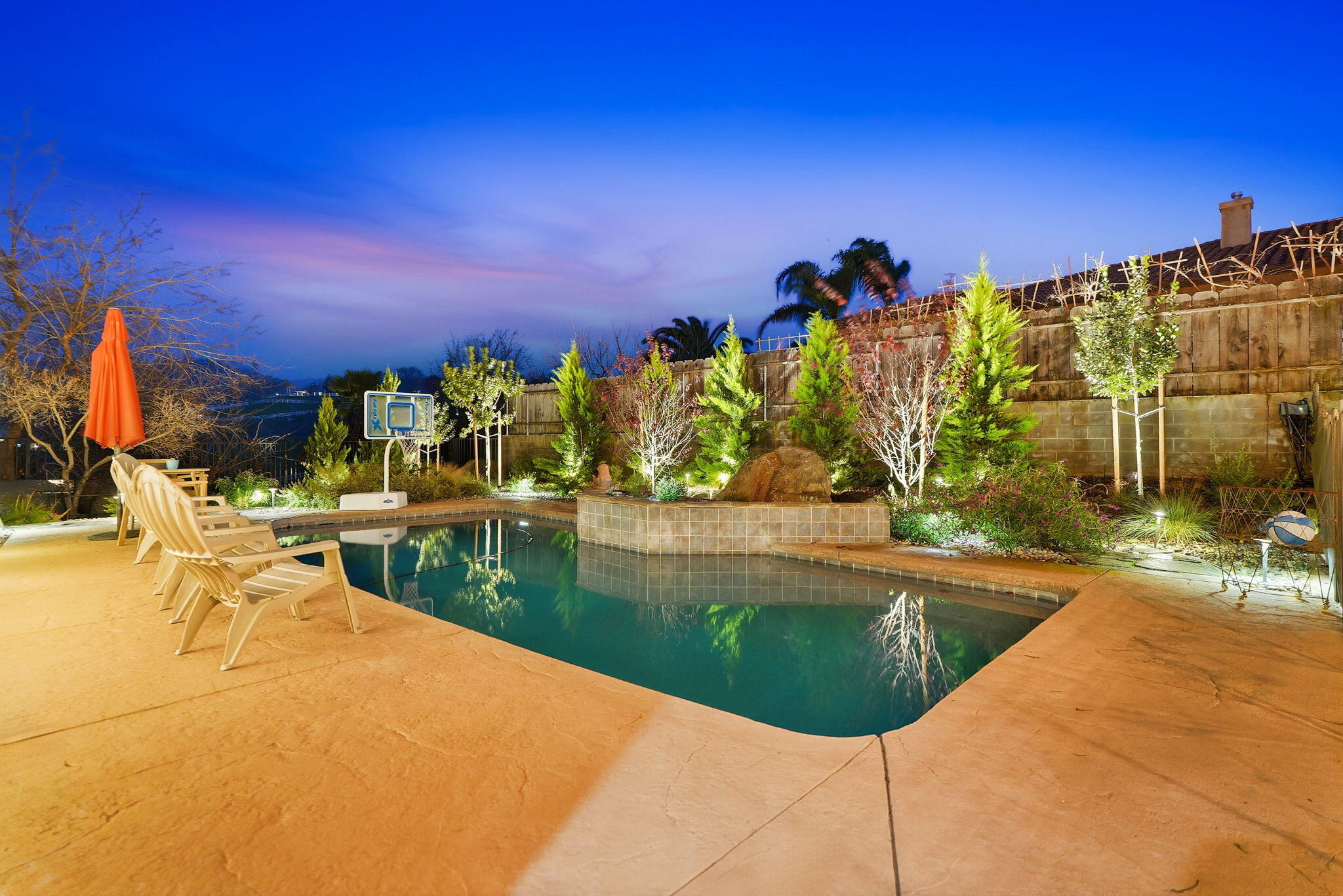 16280 Wardlaw Dr, Springville, CA 93265