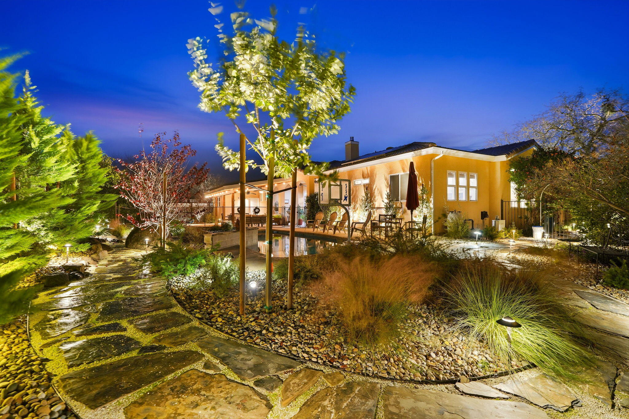 16280 Wardlaw Dr, Springville, CA 93265