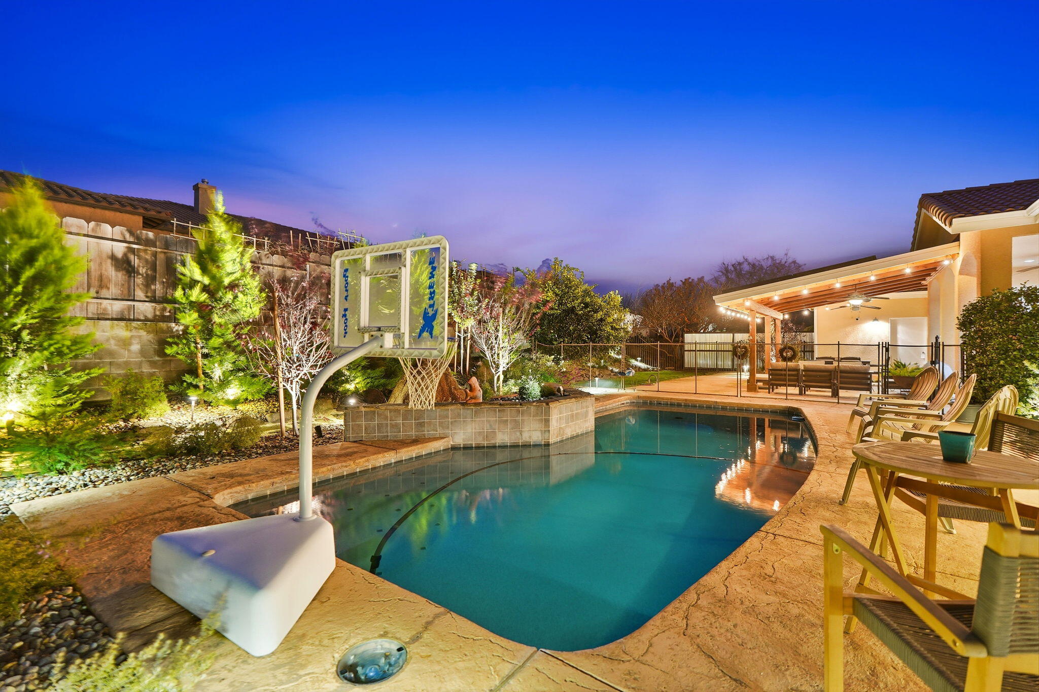 16280 Wardlaw Dr, Springville, CA 93265