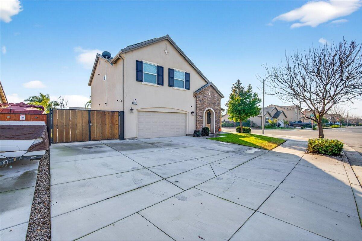 6259 W Prospect Ave, Visalia, CA 93291