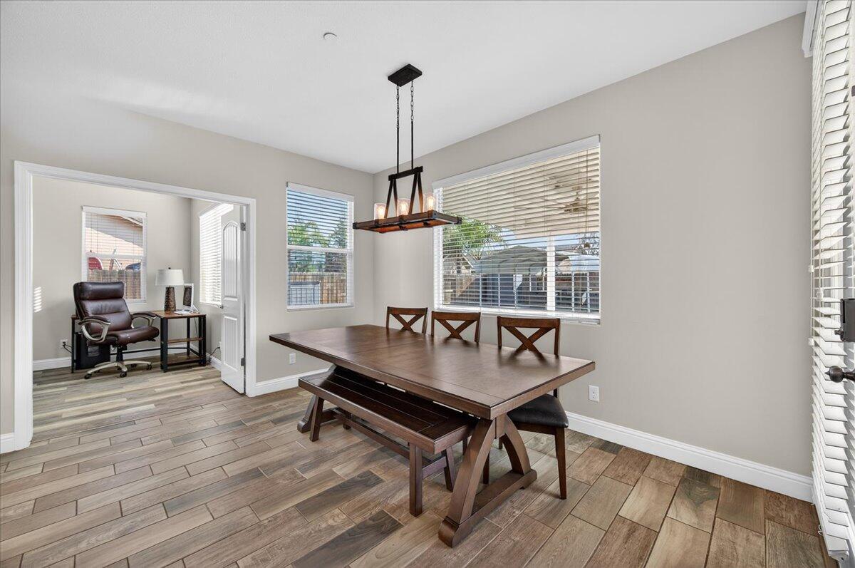 6259 W Prospect Ave, Visalia, CA 93291