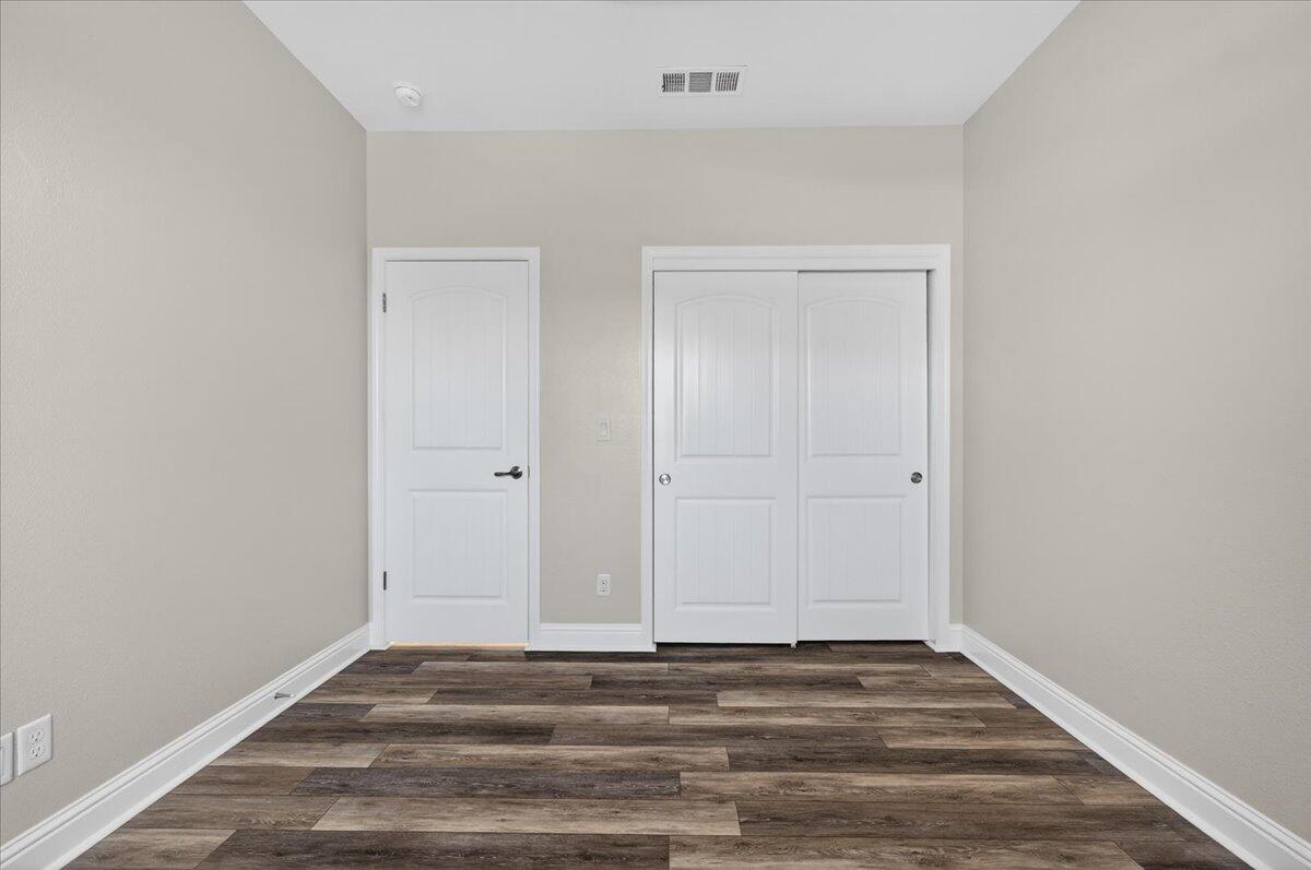 6259 W Prospect Ave, Visalia, CA 93291