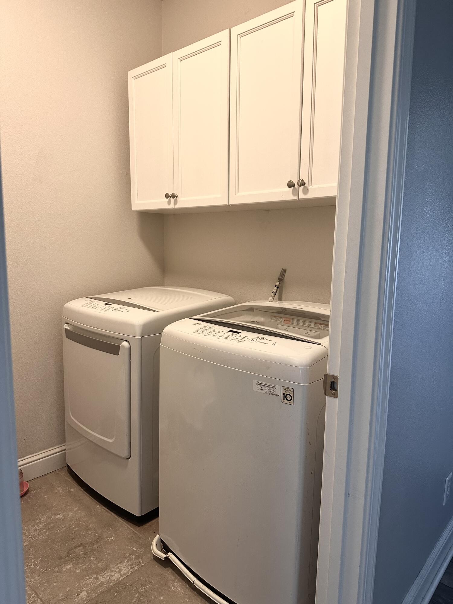 6259 W Prospect Ave, Visalia, CA 93291