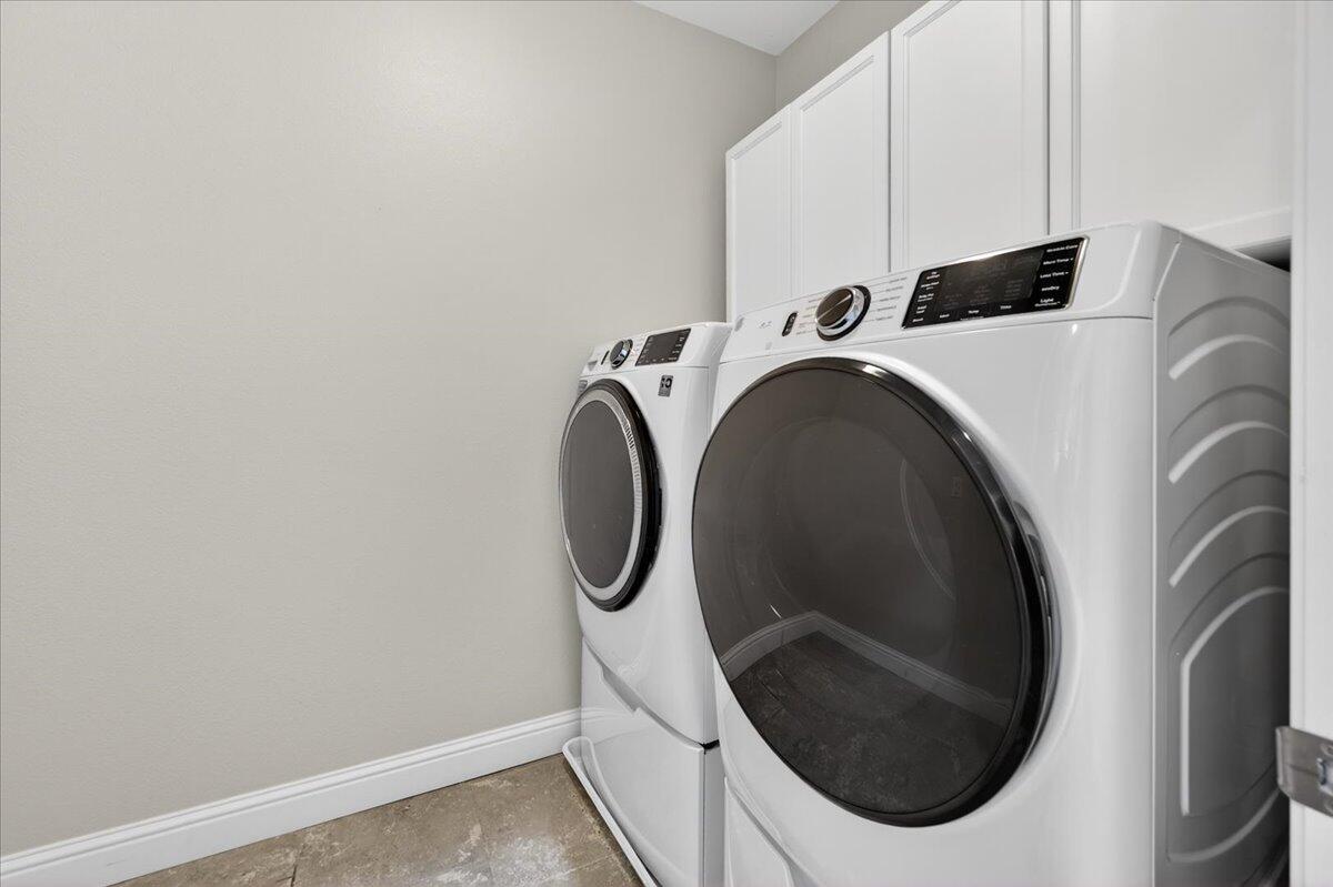 6259 W Prospect Ave, Visalia, CA 93291