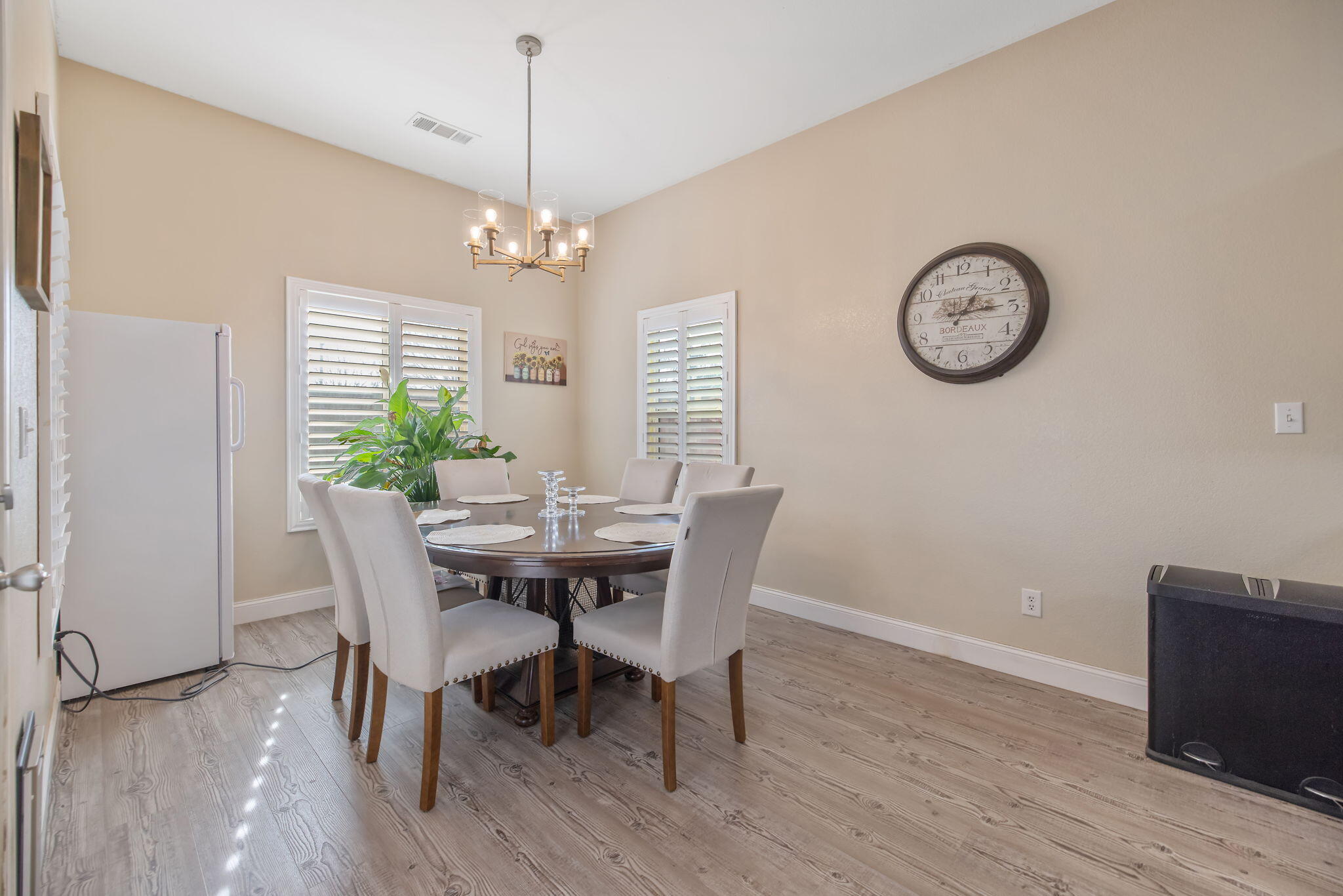 2283 Catavee Ave, Tulare, CA 93274