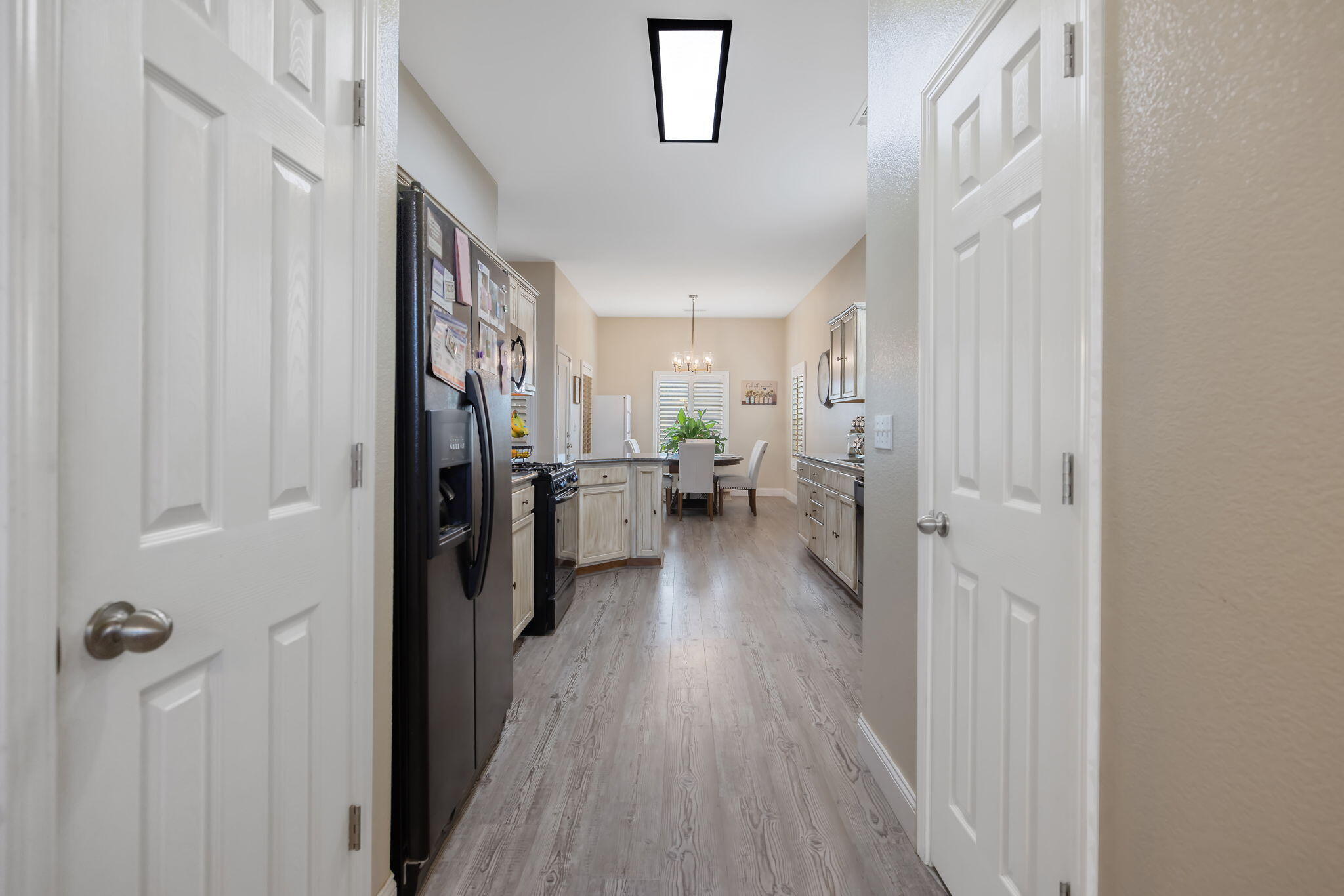 2283 Catavee Ave, Tulare, CA 93274