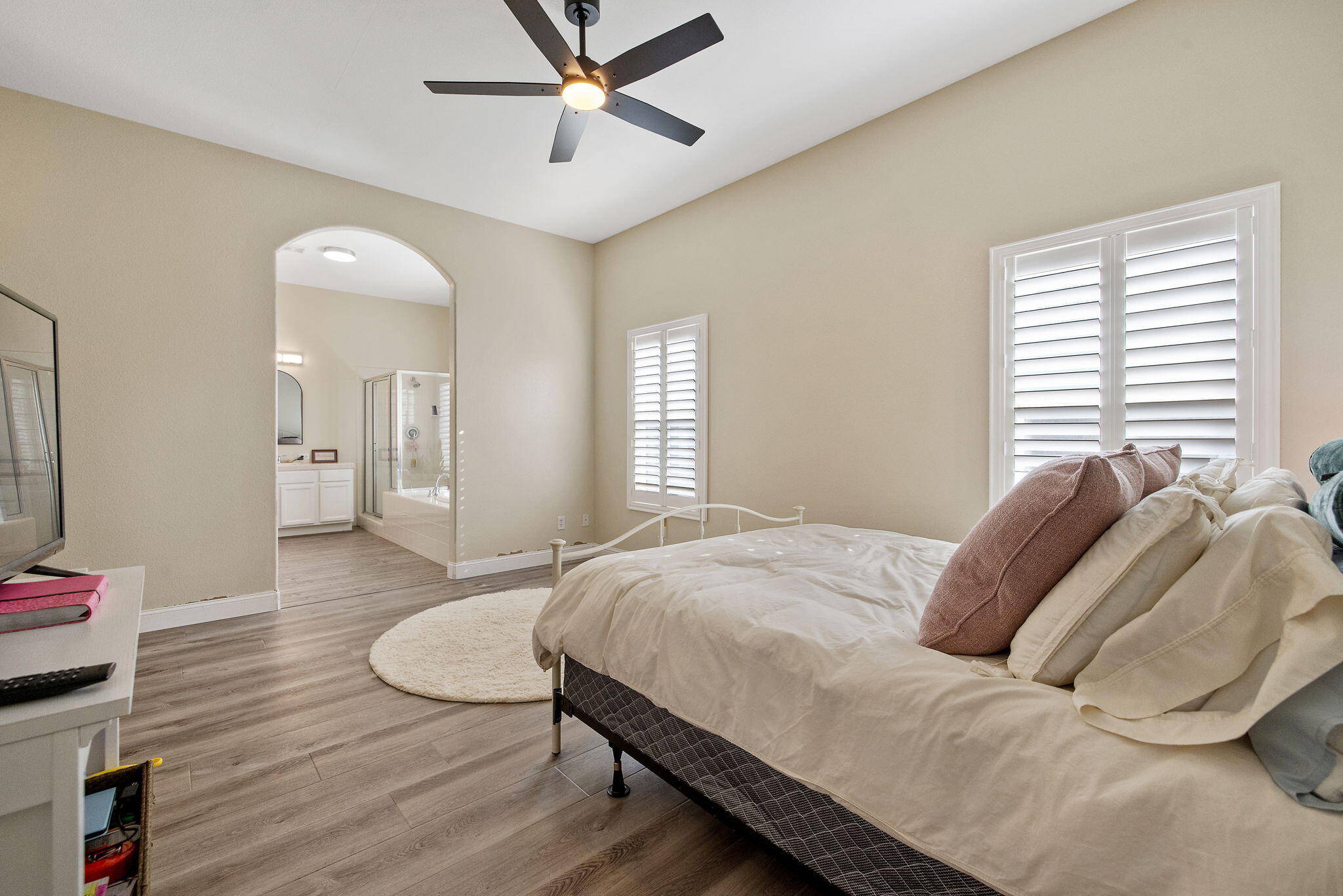 2283 Catavee Ave, Tulare, CA 93274