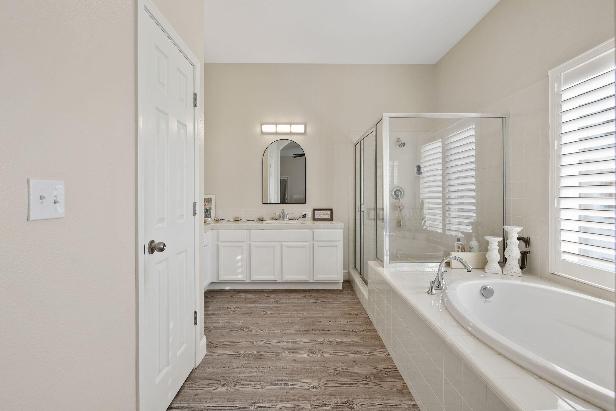 2283 Catavee Ave, Tulare, CA 93274