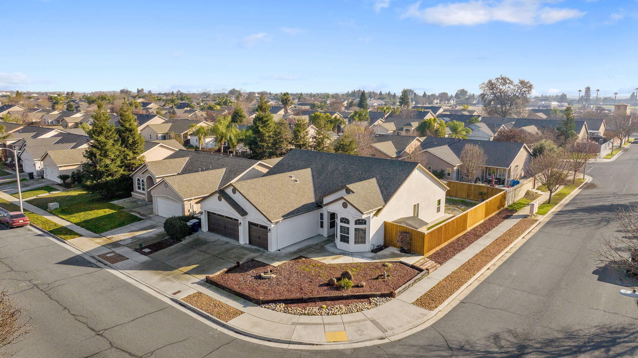 2283 Catavee Ave, Tulare, CA 93274