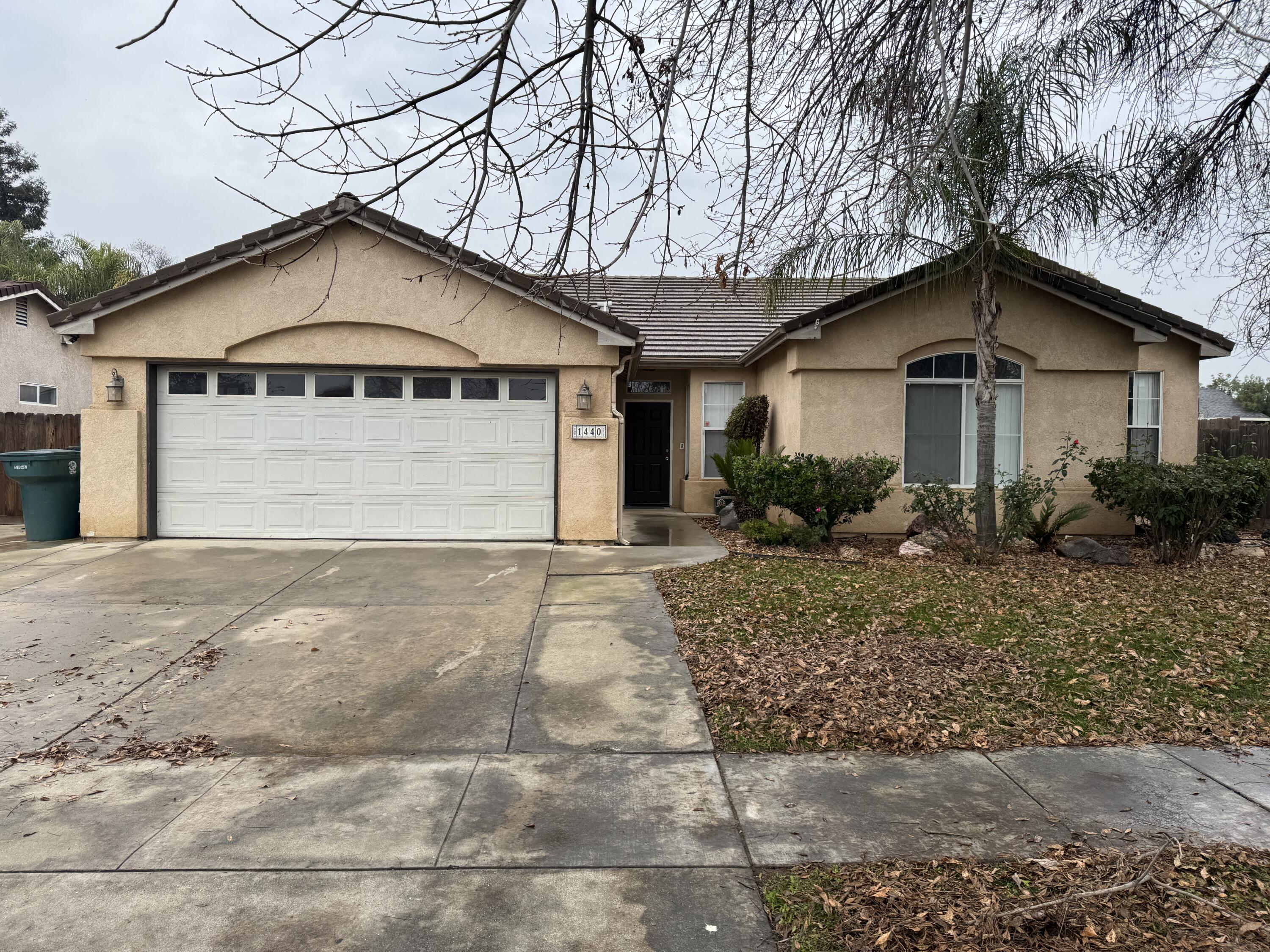 1440 Cottage Grove Ave, Tulare, CA 93274