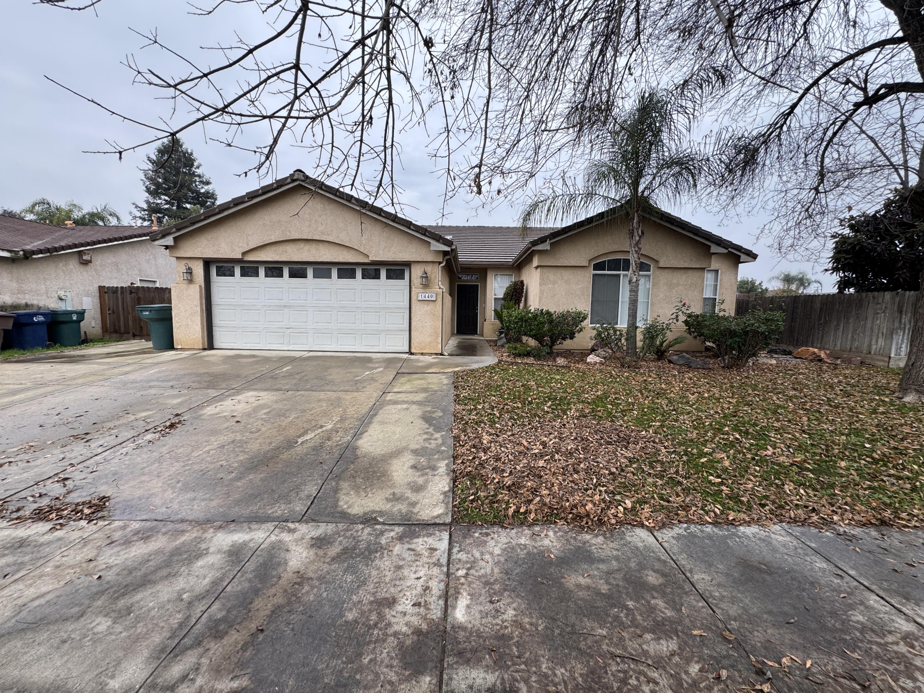 1440 Cottage Grove Ave, Tulare, CA 93274