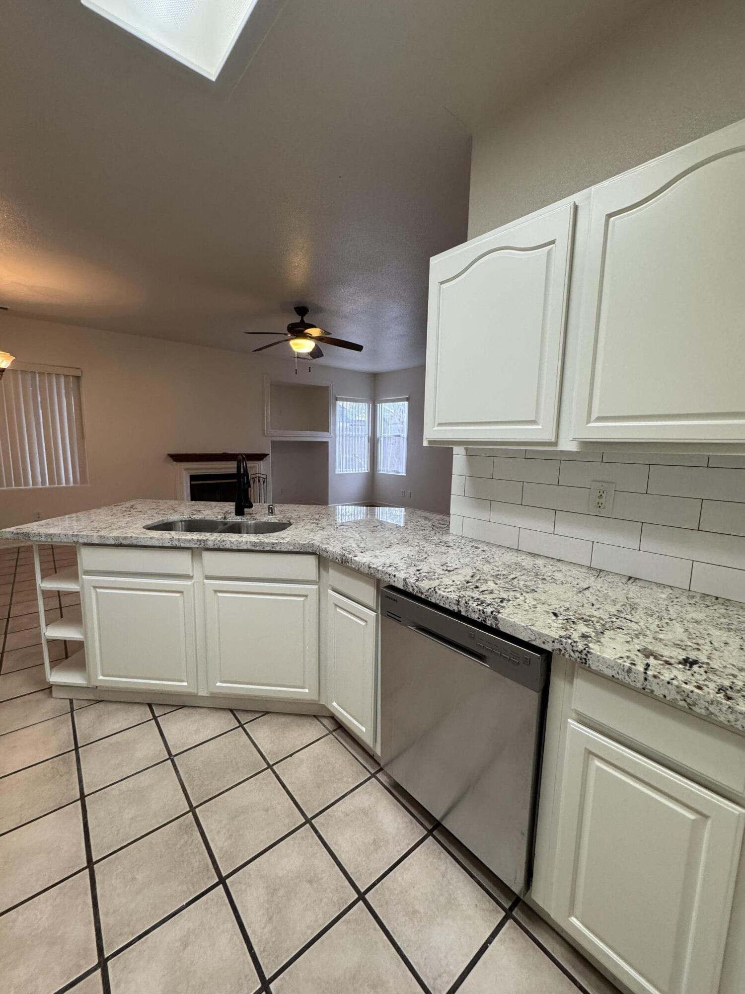 1440 Cottage Grove Ave, Tulare, CA 93274