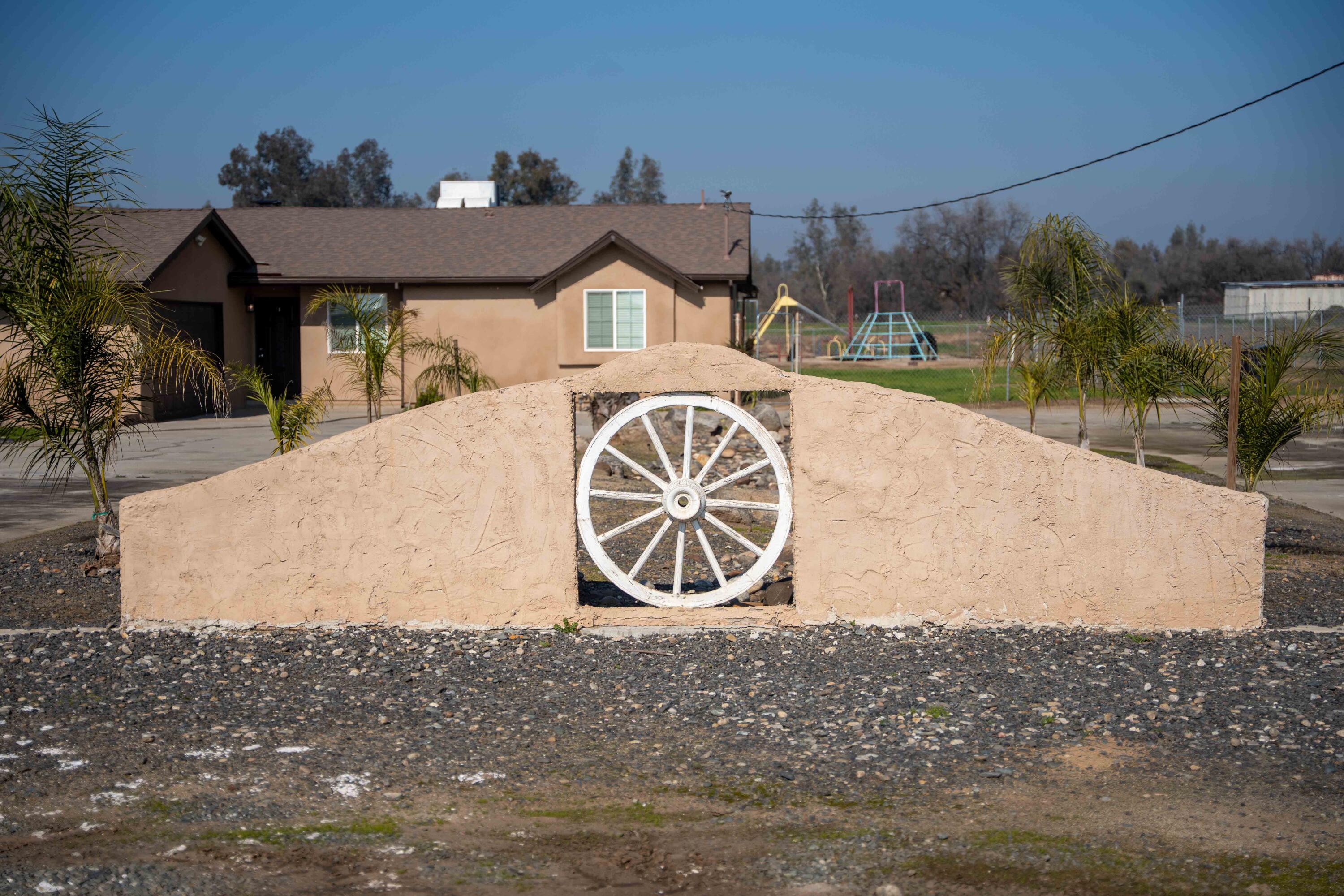 23404 Avenue 104, Terra Bella, CA 93270