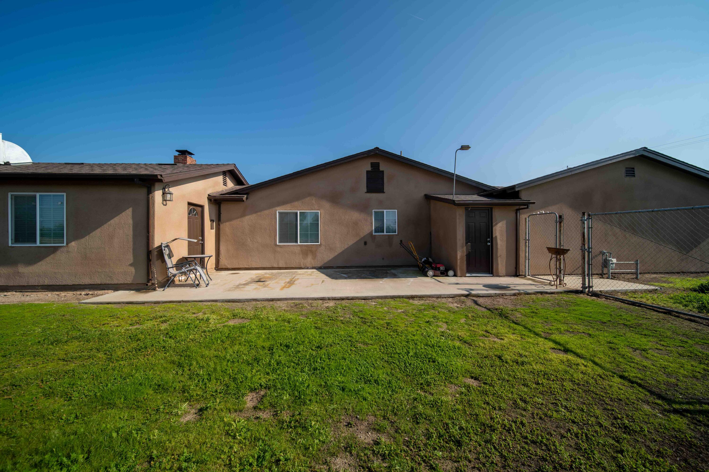 23404 Avenue 104, Terra Bella, CA 93270