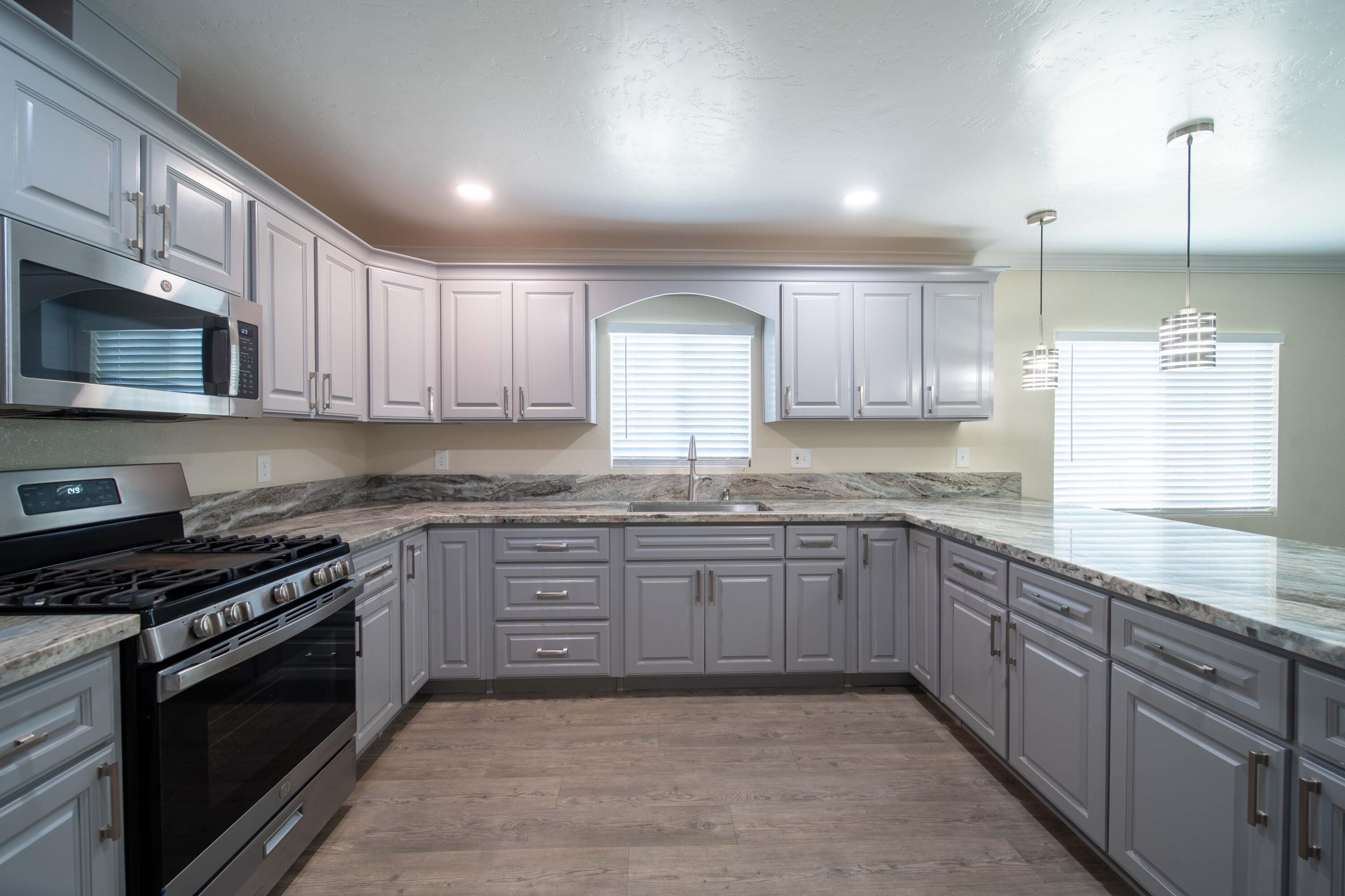 23404 Avenue 104, Terra Bella, CA 93270