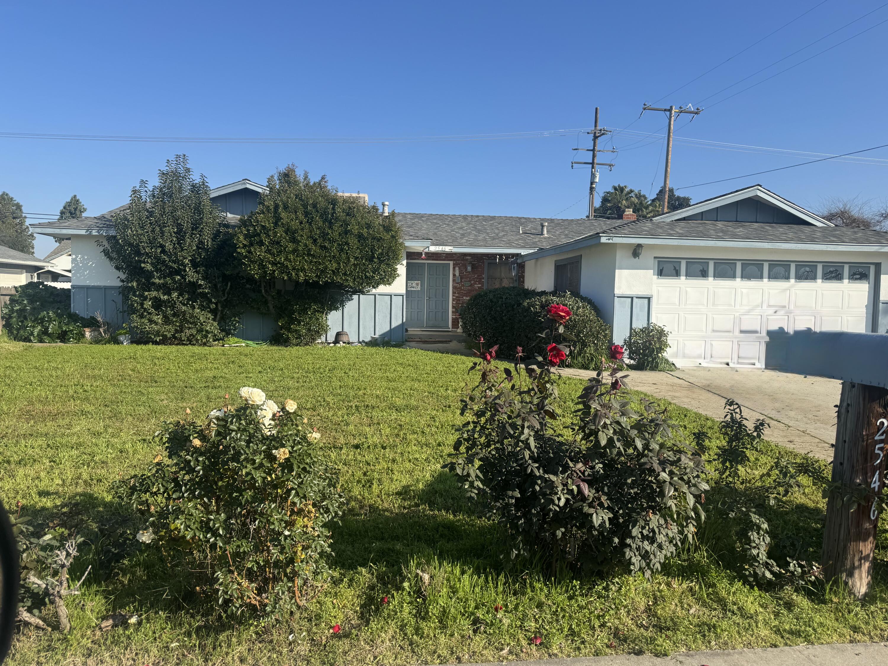 2546 S Woodland St, Visalia, CA 93277