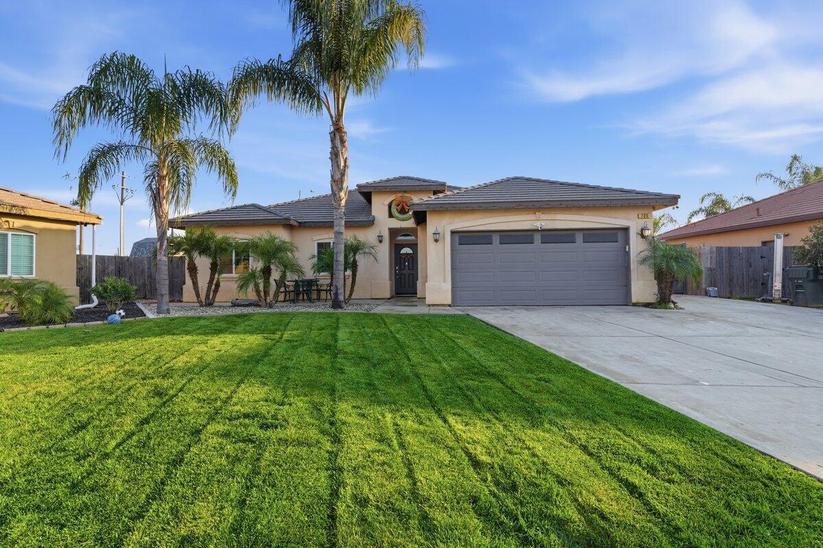 705 La Paz Ct, McFarland, CA 93250