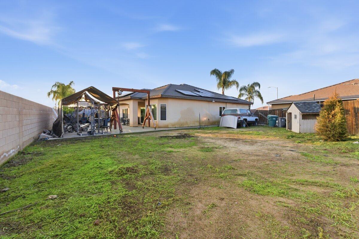 705 La Paz Ct, McFarland, CA 93250