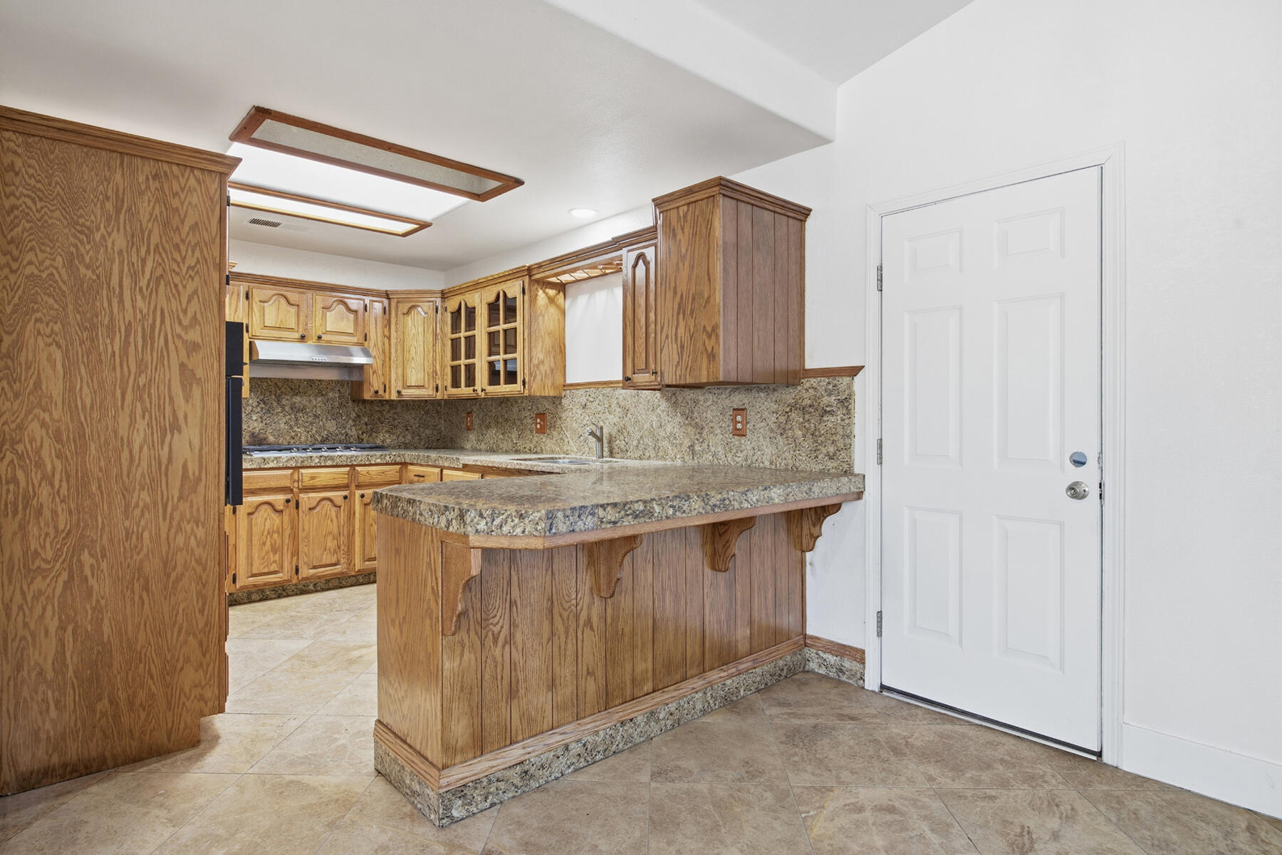 306 E Tulare Rd, Lindsay, CA 93247