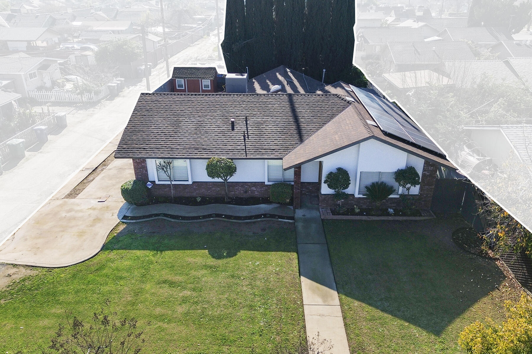 306 E Tulare Rd, Lindsay, CA 93247