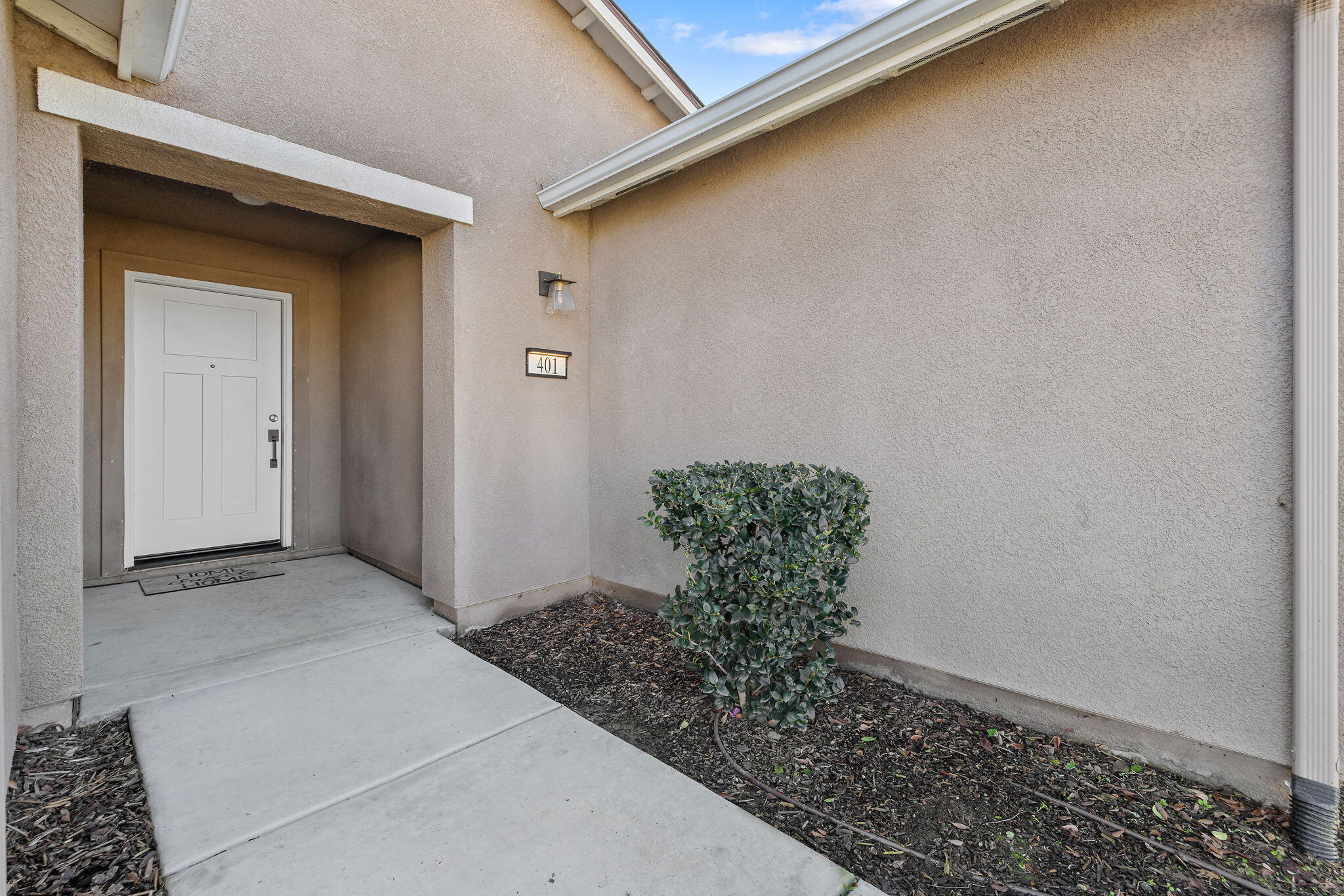 401 E Sedona Ave, Visalia, CA 93291