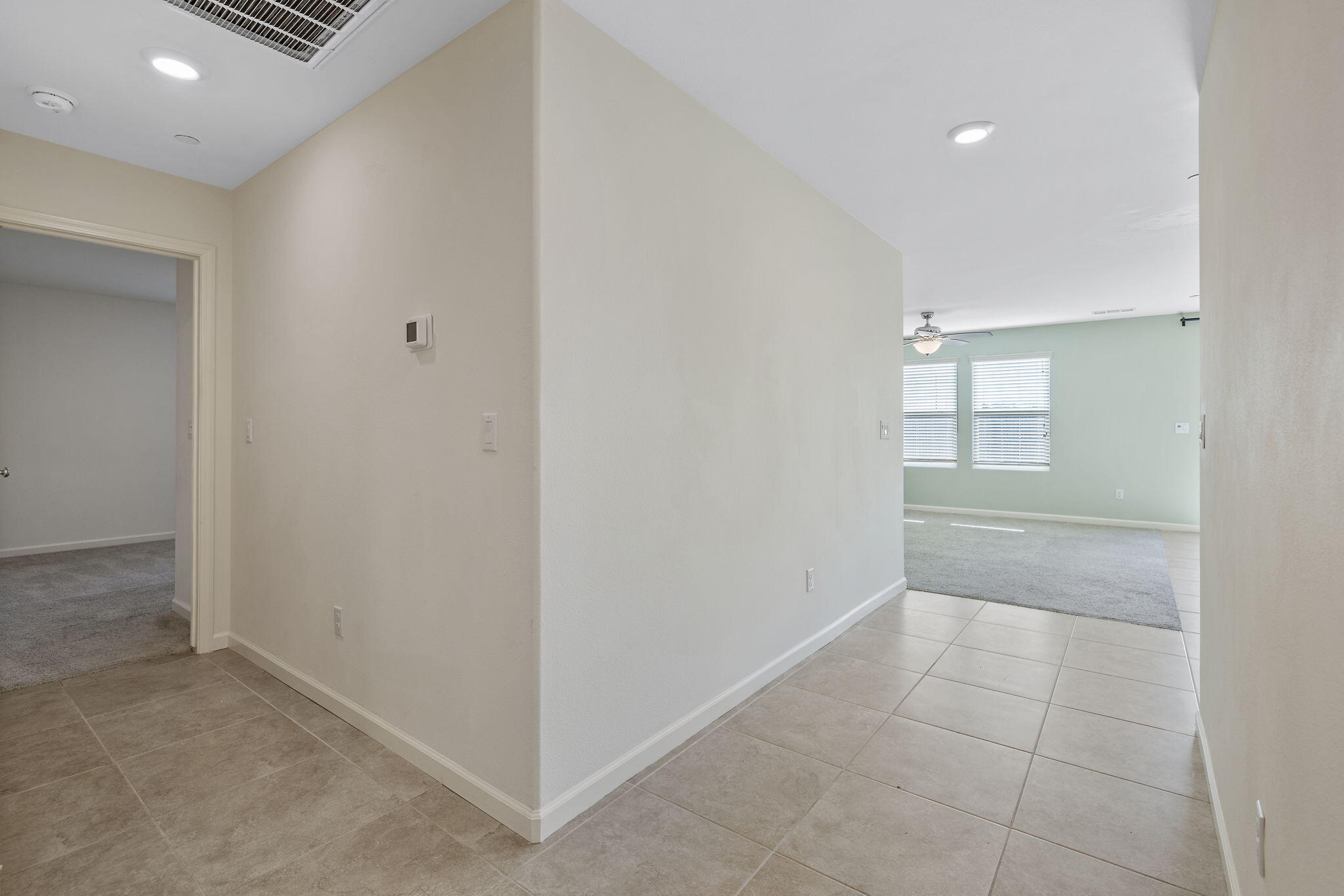 401 E Sedona Ave, Visalia, CA 93291