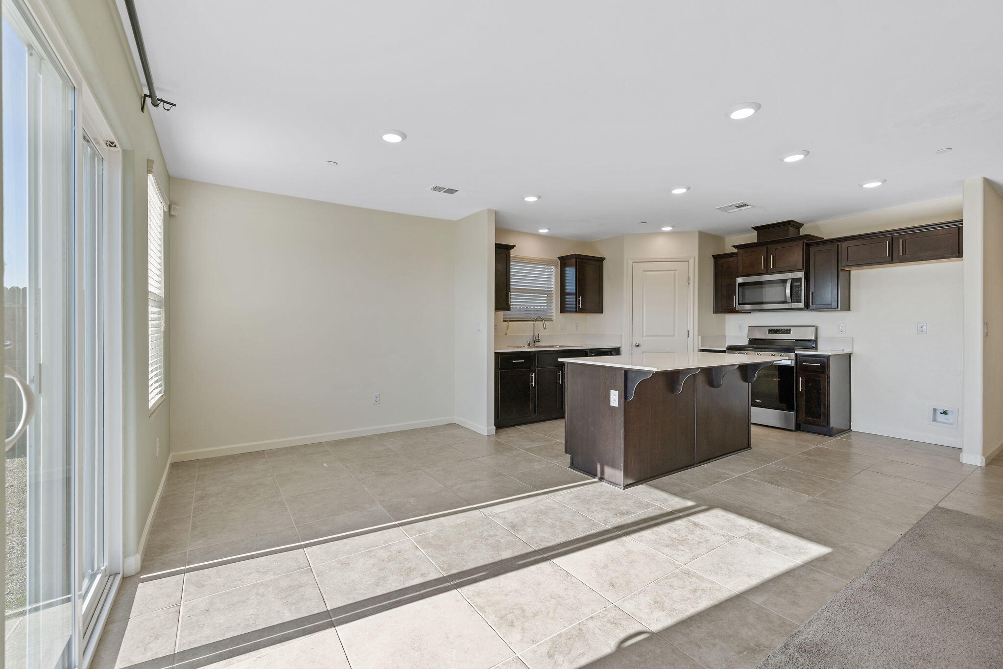 401 E Sedona Ave, Visalia, CA 93291