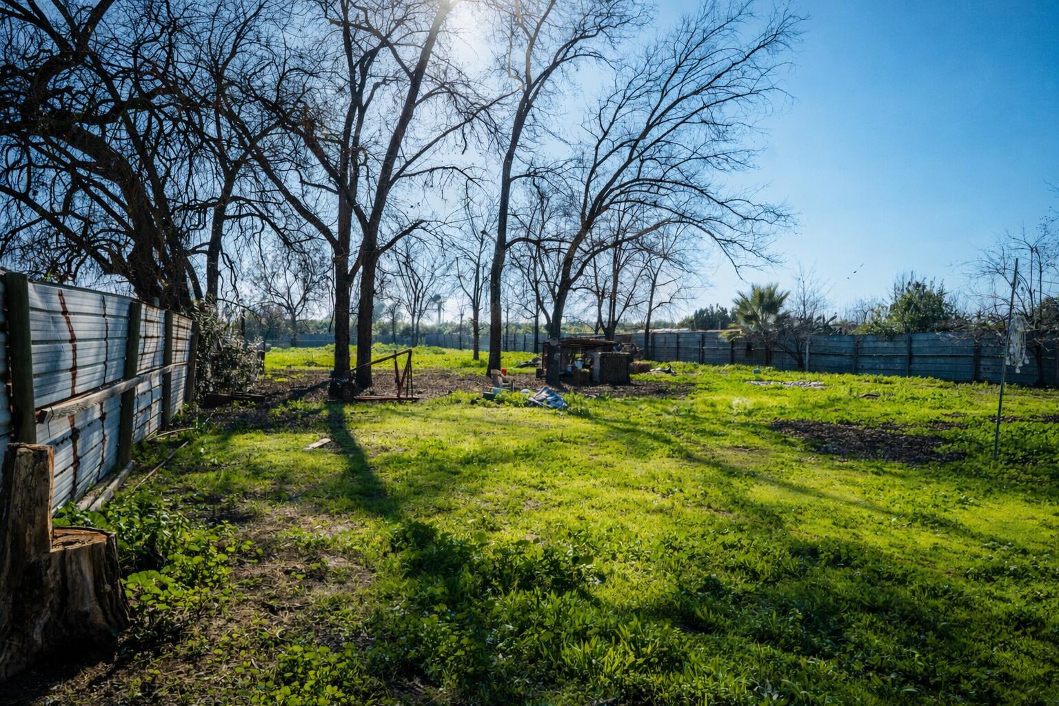 1360 E Fir St, Lindsay, CA 93247