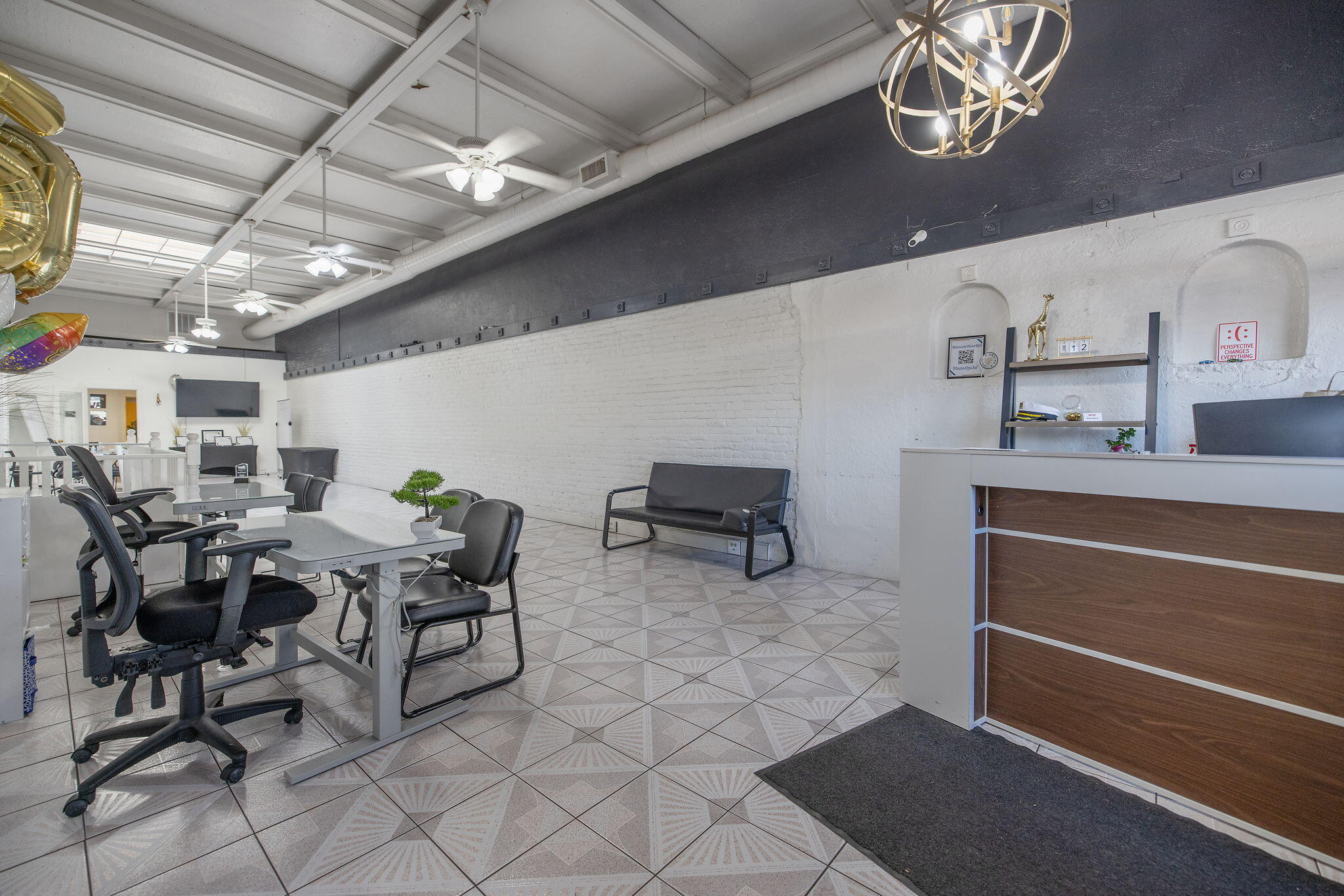 143 E Tulare Ave, Tulare, CA 93274