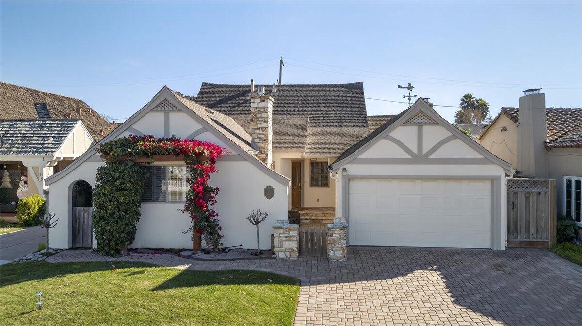 57 Carmel Ave, Salinas, CA 93901