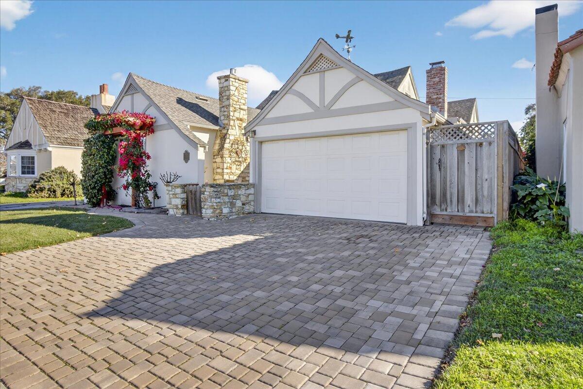 57 Carmel Ave, Salinas, CA 93901