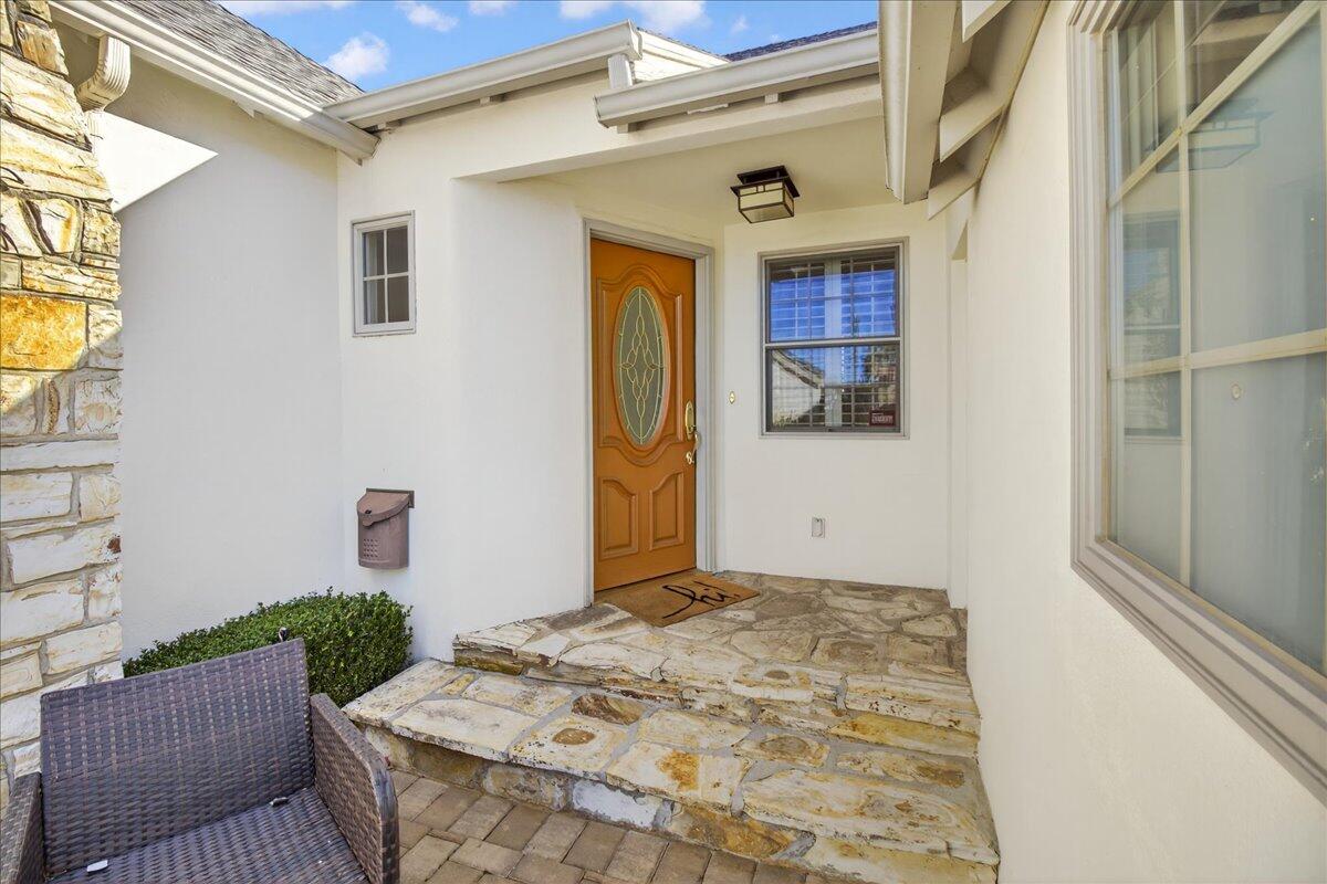 57 Carmel Ave, Salinas, CA 93901