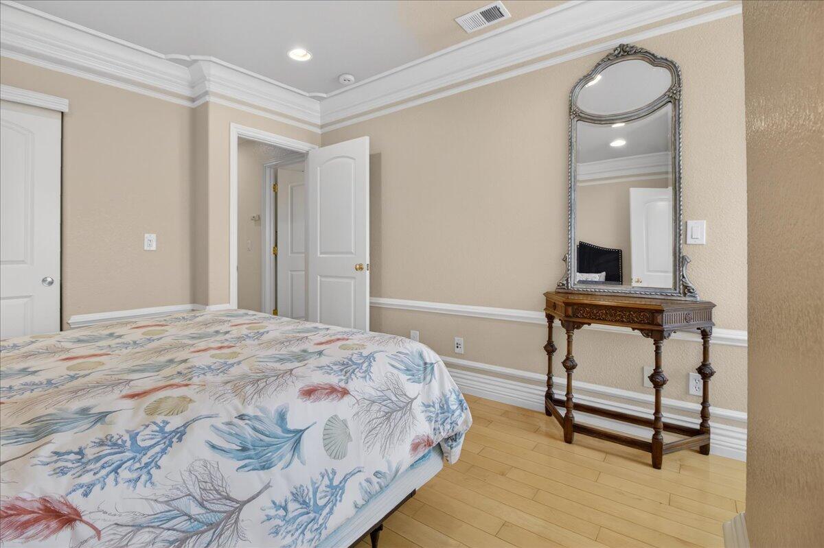 57 Carmel Ave, Salinas, CA 93901