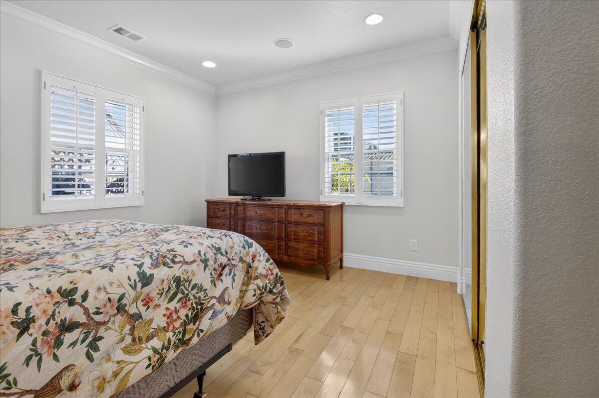 57 Carmel Ave, Salinas, CA 93901