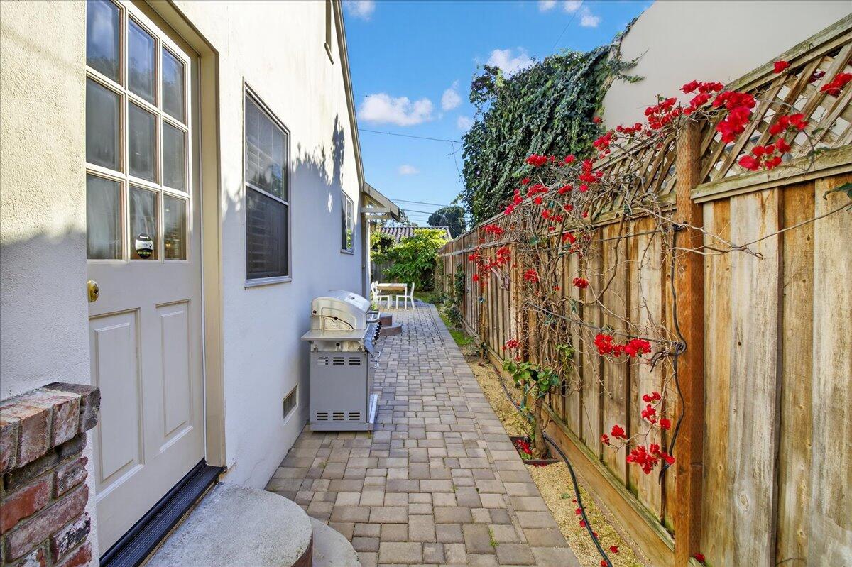 57 Carmel Ave, Salinas, CA 93901