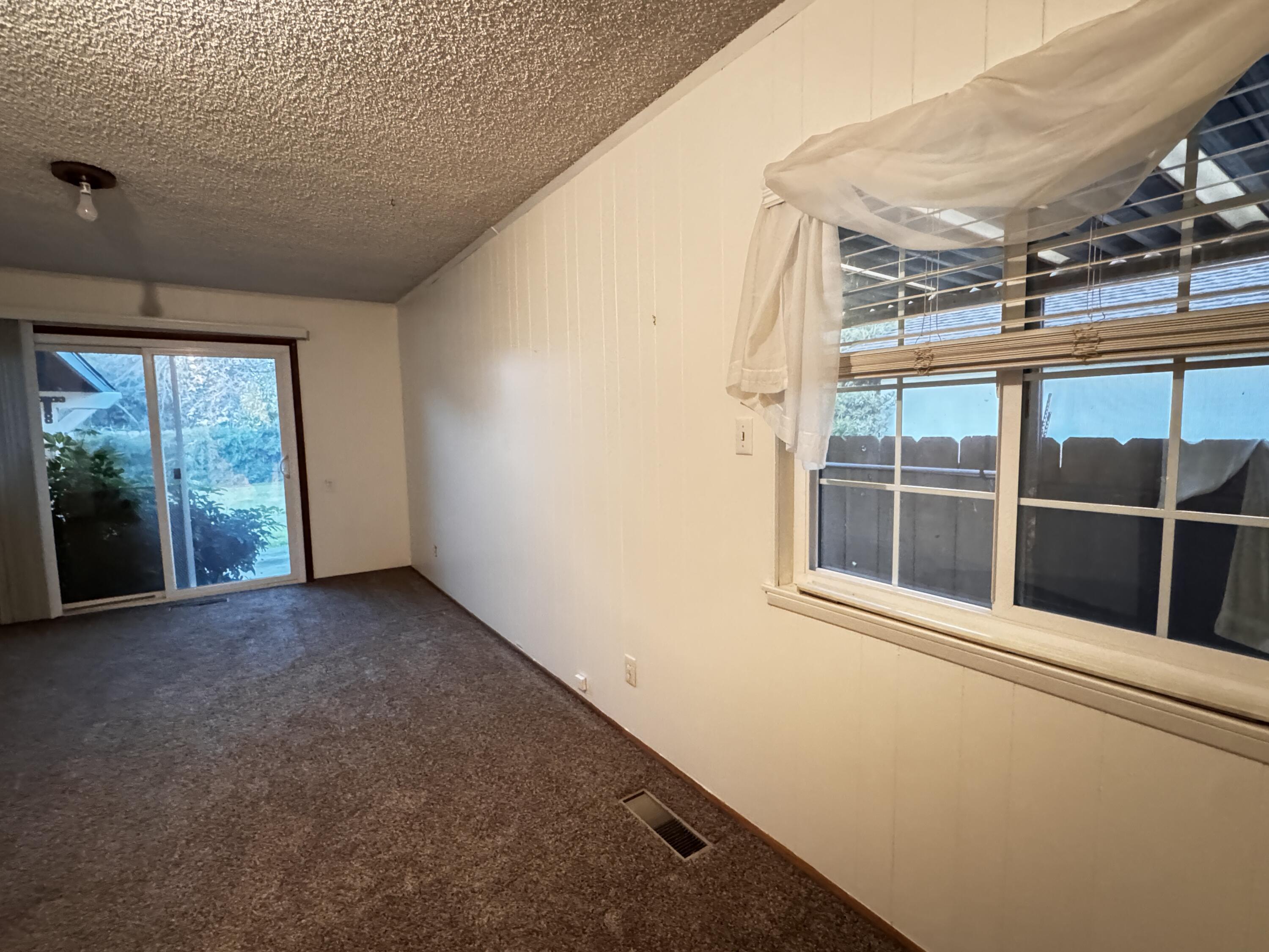 3146 W Harvard Ave, Visalia, CA 93277