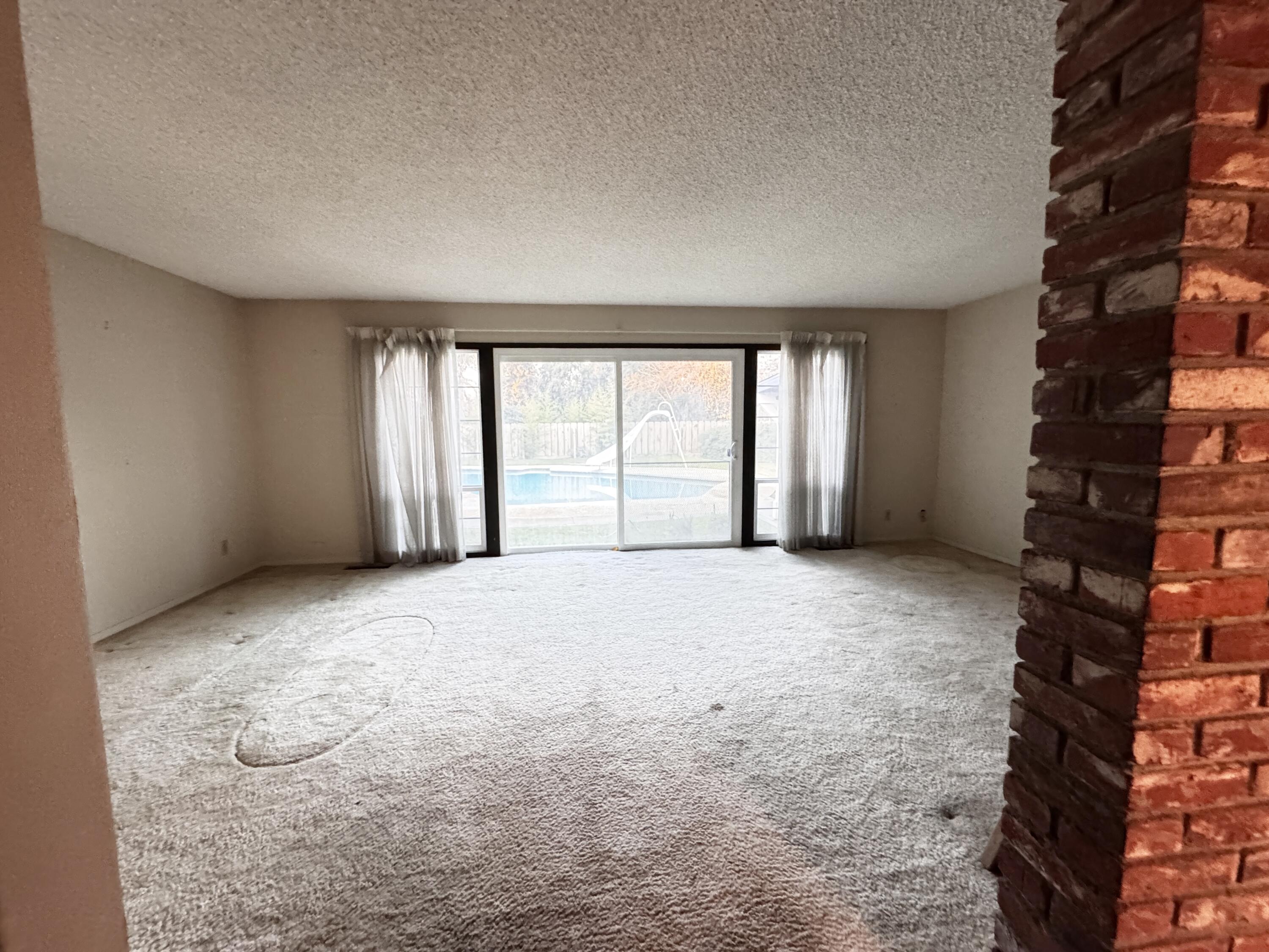 3146 W Harvard Ave, Visalia, CA 93277